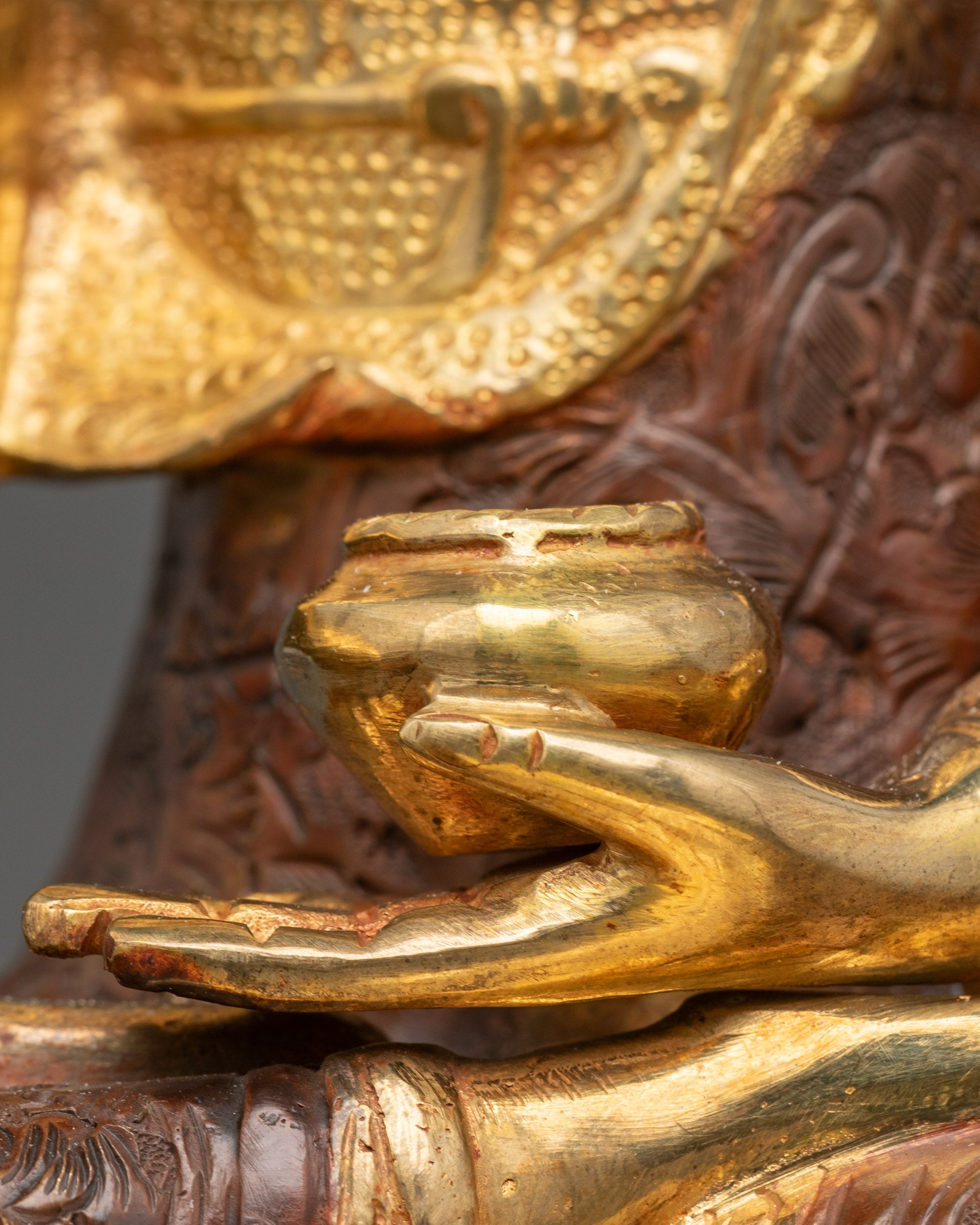 Buddha Shakyamuni Statue