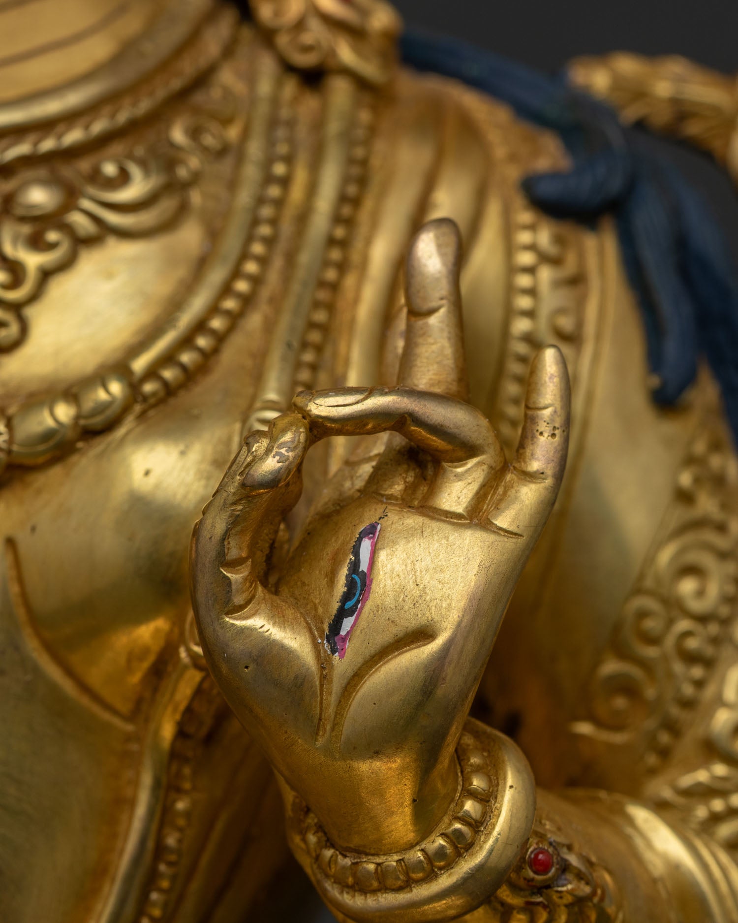 White Tara Statue | Embodiment of Mercy & Longevity