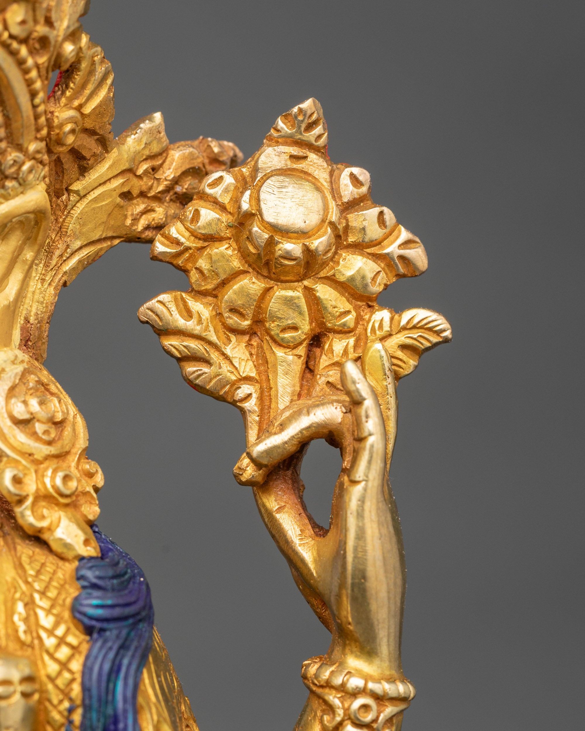 Standing Chenrezig Statue - Bodhisattva of Infinite Compassion