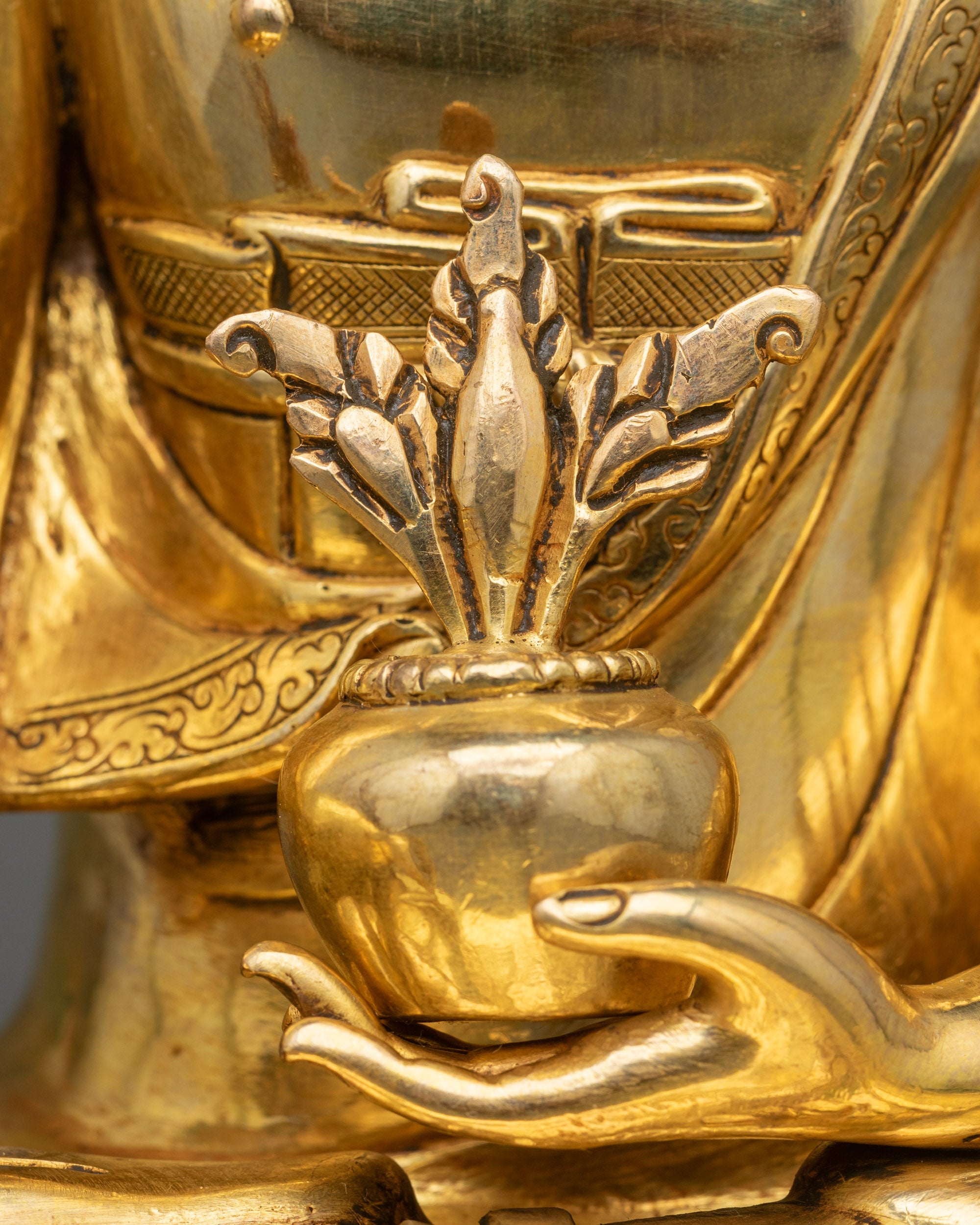 Tibetan Medicine Buddha Statue for Meditation and Spiritual Practice