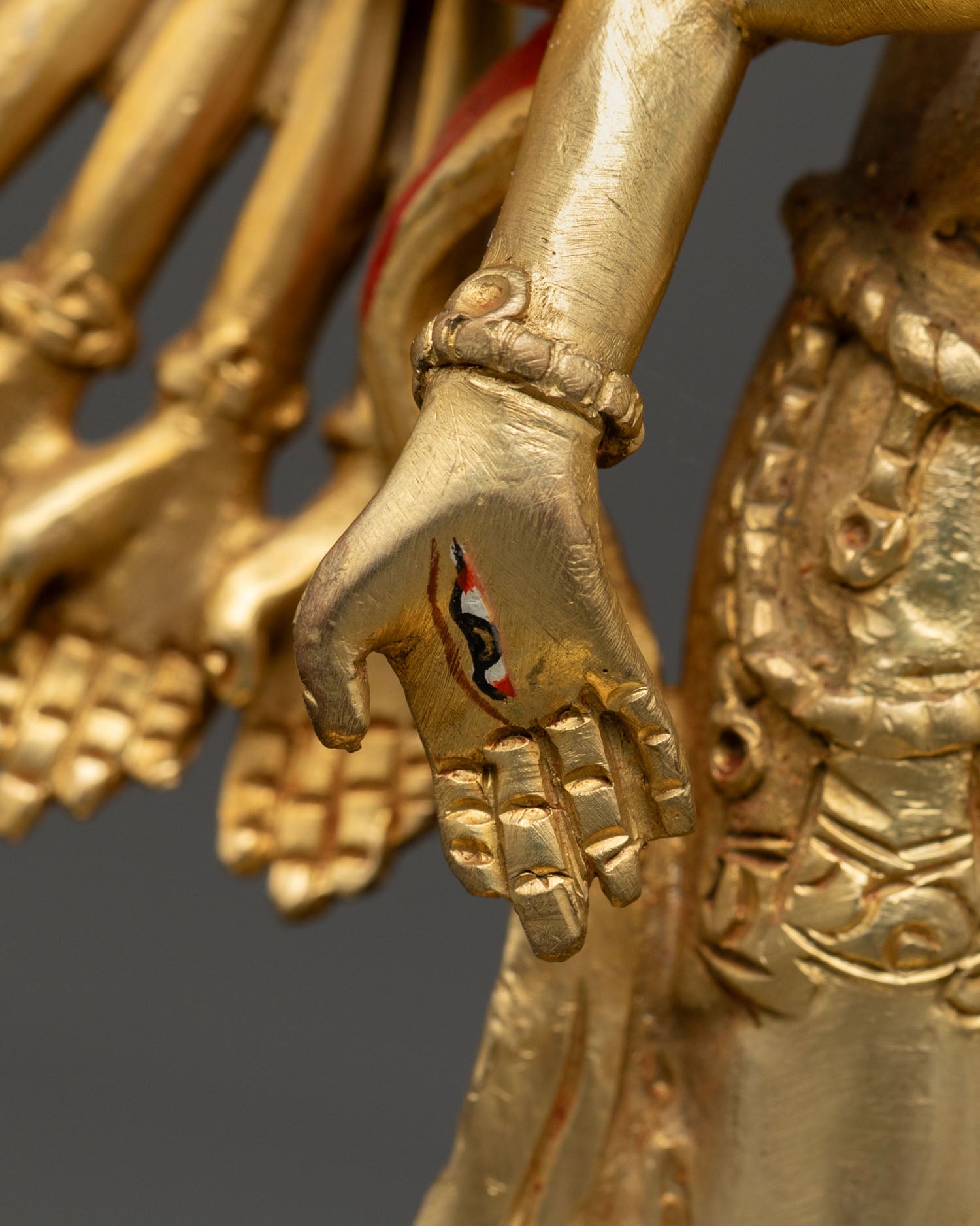 Thousand-Armed Chenrezig Statue | Buddhist Art from Nepal