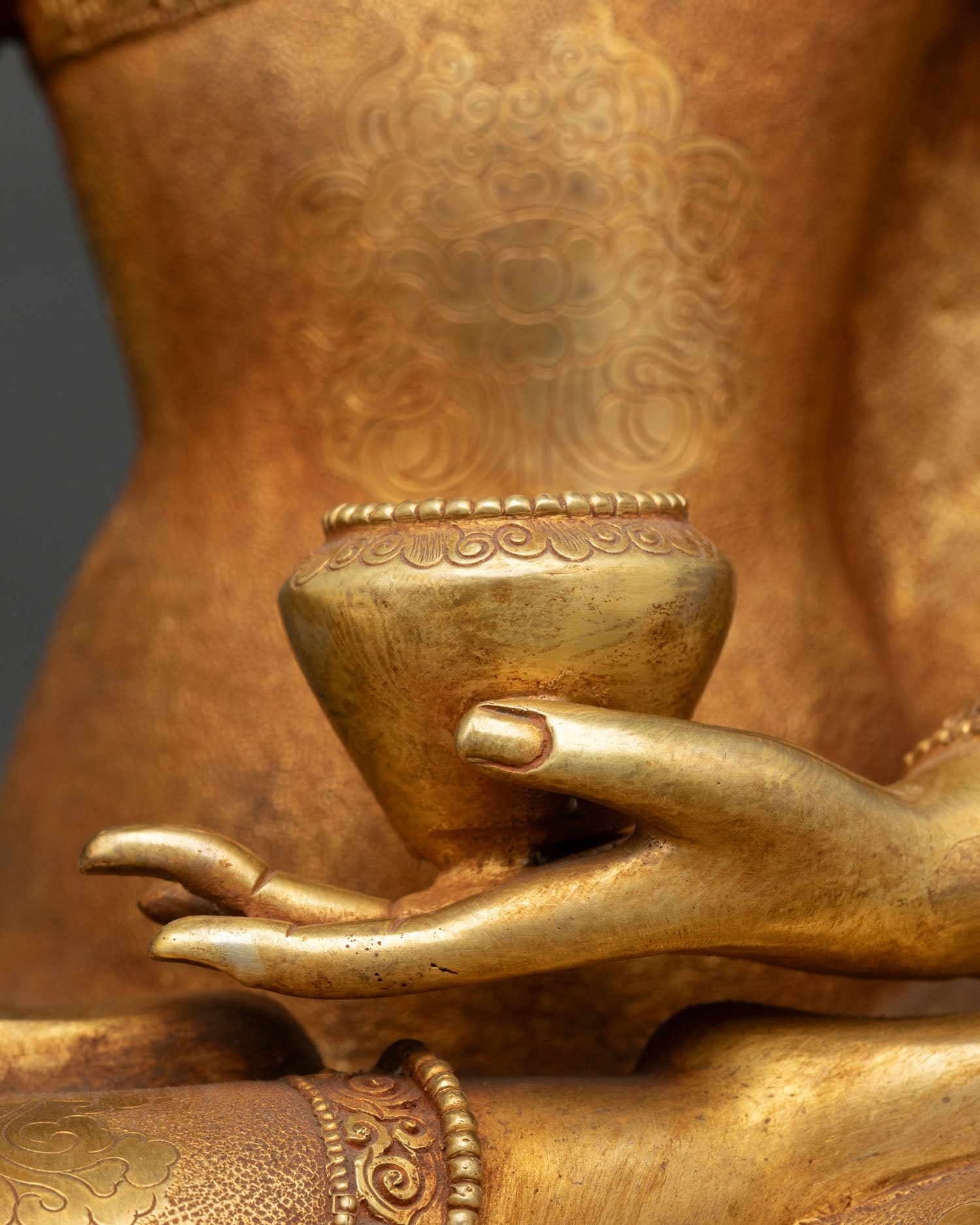 Shakyamuni Buddha Statue for Peace & Mindfulness | Tibetan Art & Craft