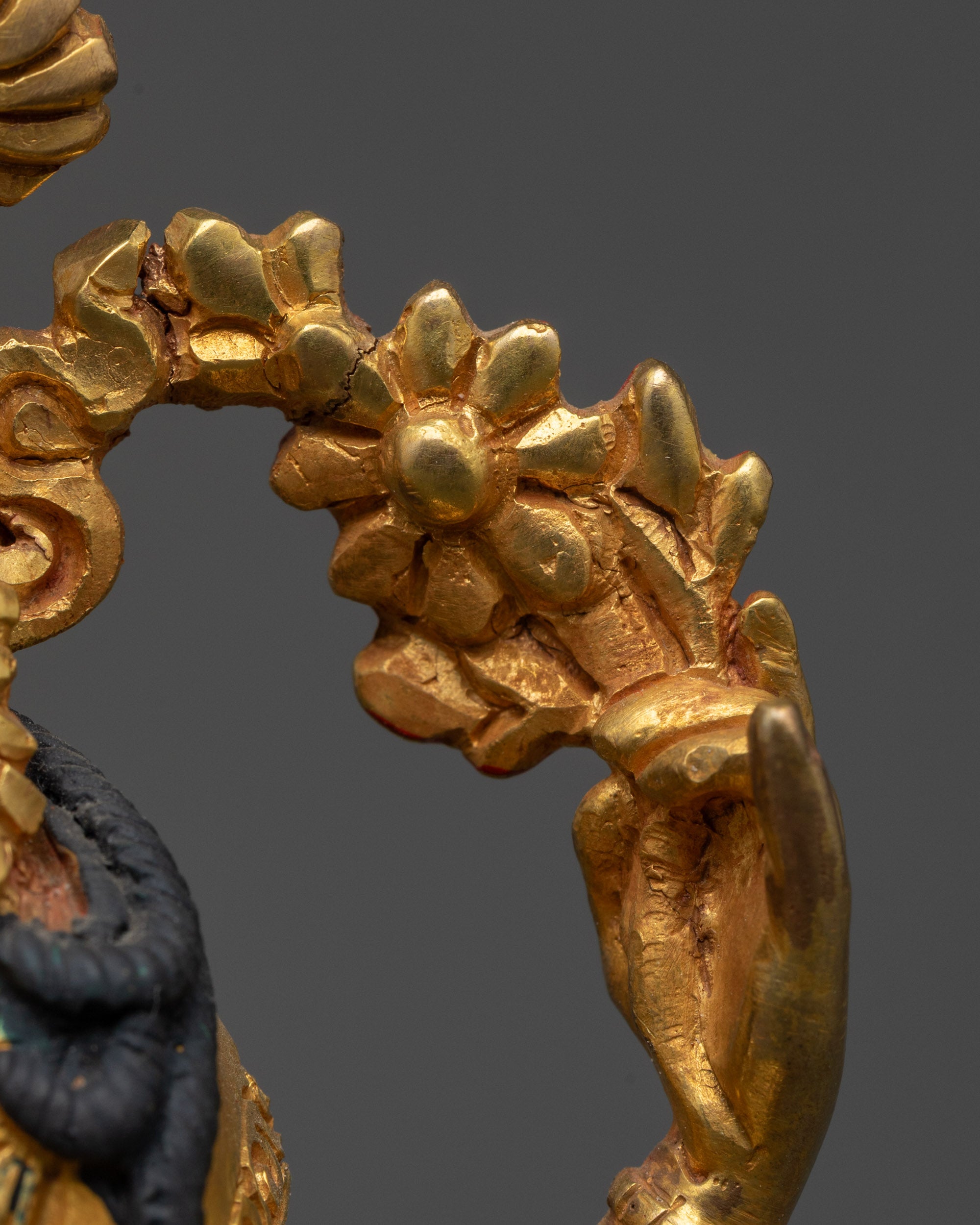 Handmade Chenrezig Statue | Tibetan Idol for Meditation & Serenity