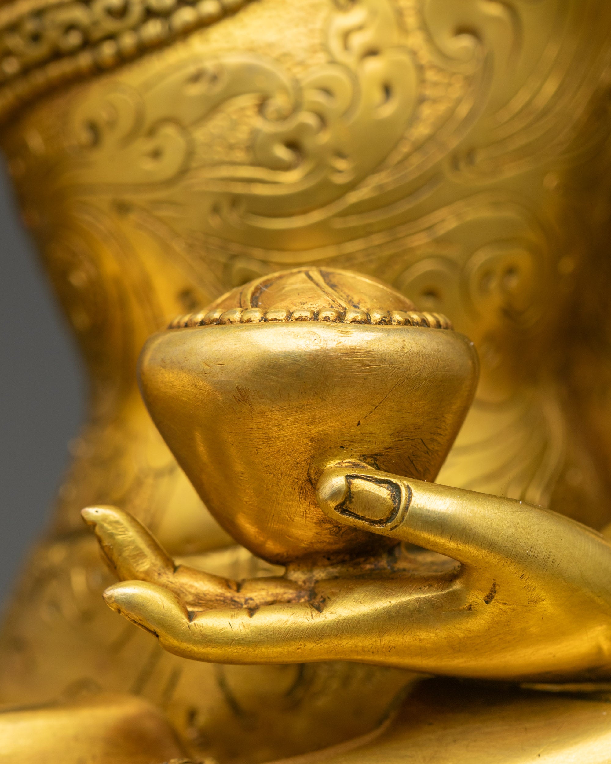 Premium Shakyamuni Buddha Statue | Embodiment of Enlightenment