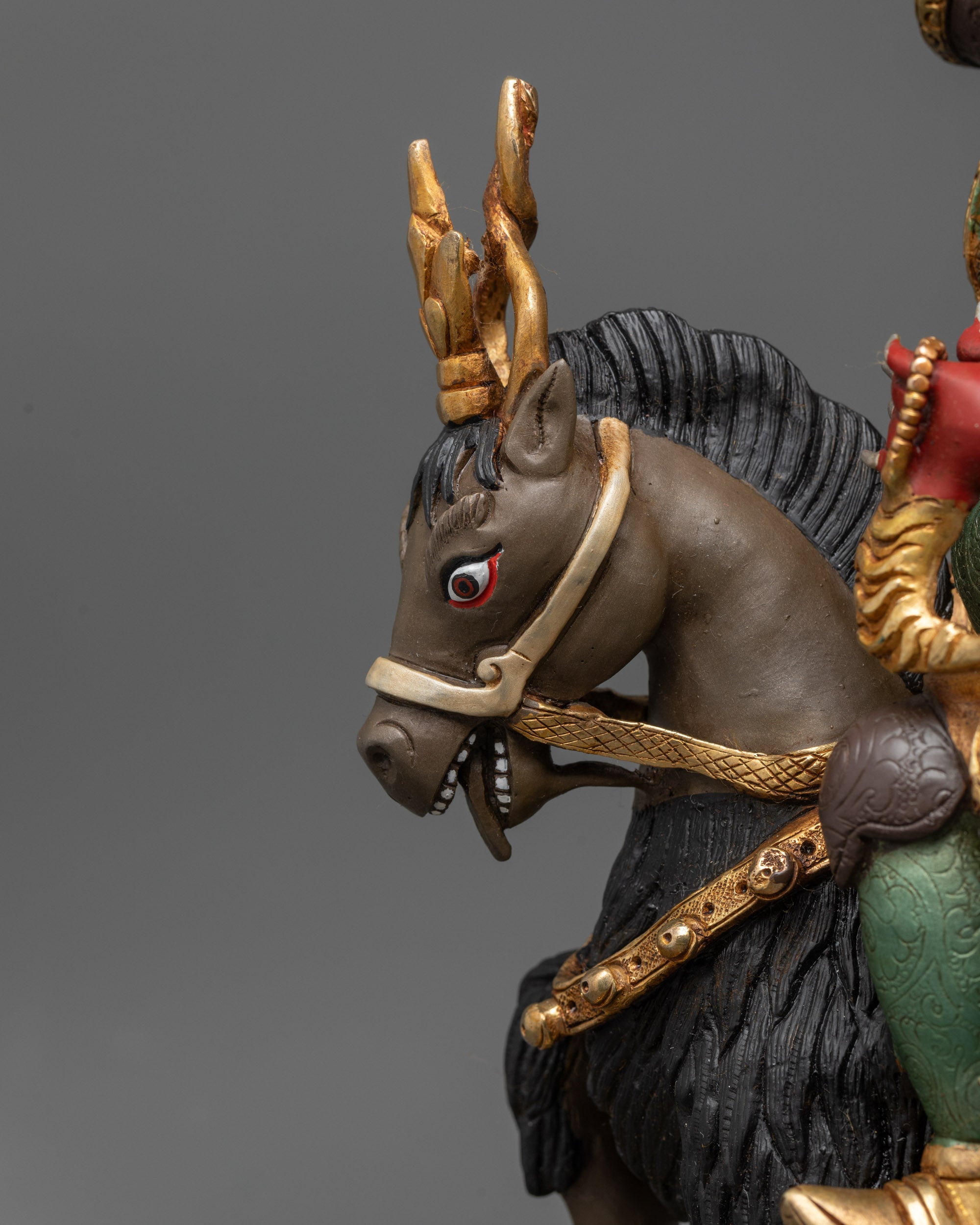 Damchen Garwa Nagpo Statue | Himalayan Wrathful Protector Deity