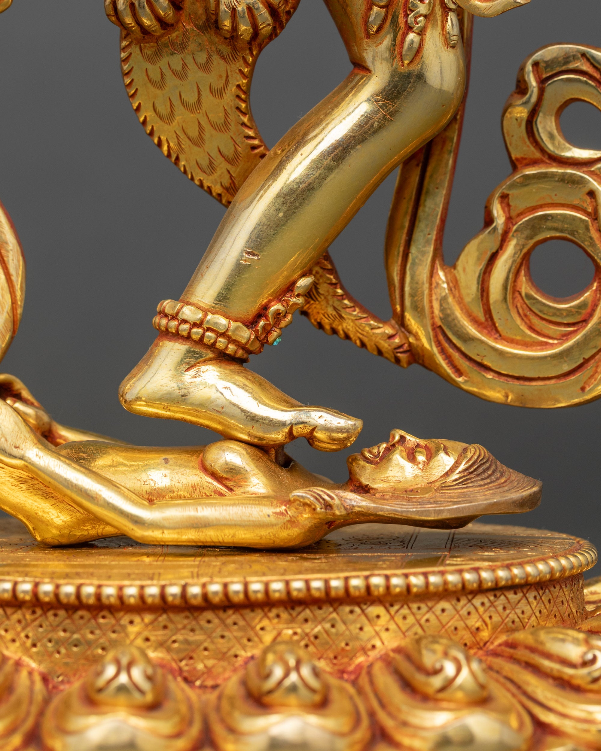 Kurukulla Statue | Tibetan Buddhist Goddess of Magnetizing Love