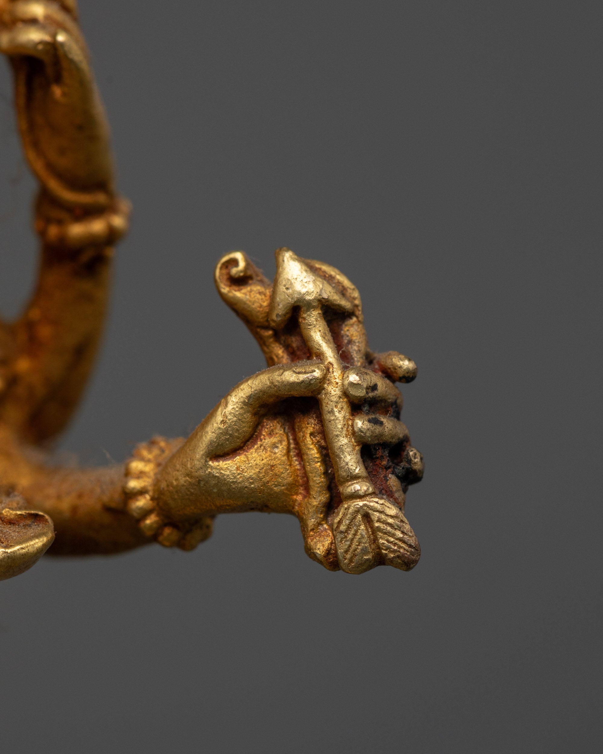 Exquisitely Machine-Crafted 1000-Arm Chenrezig Statue | Home Altar Art