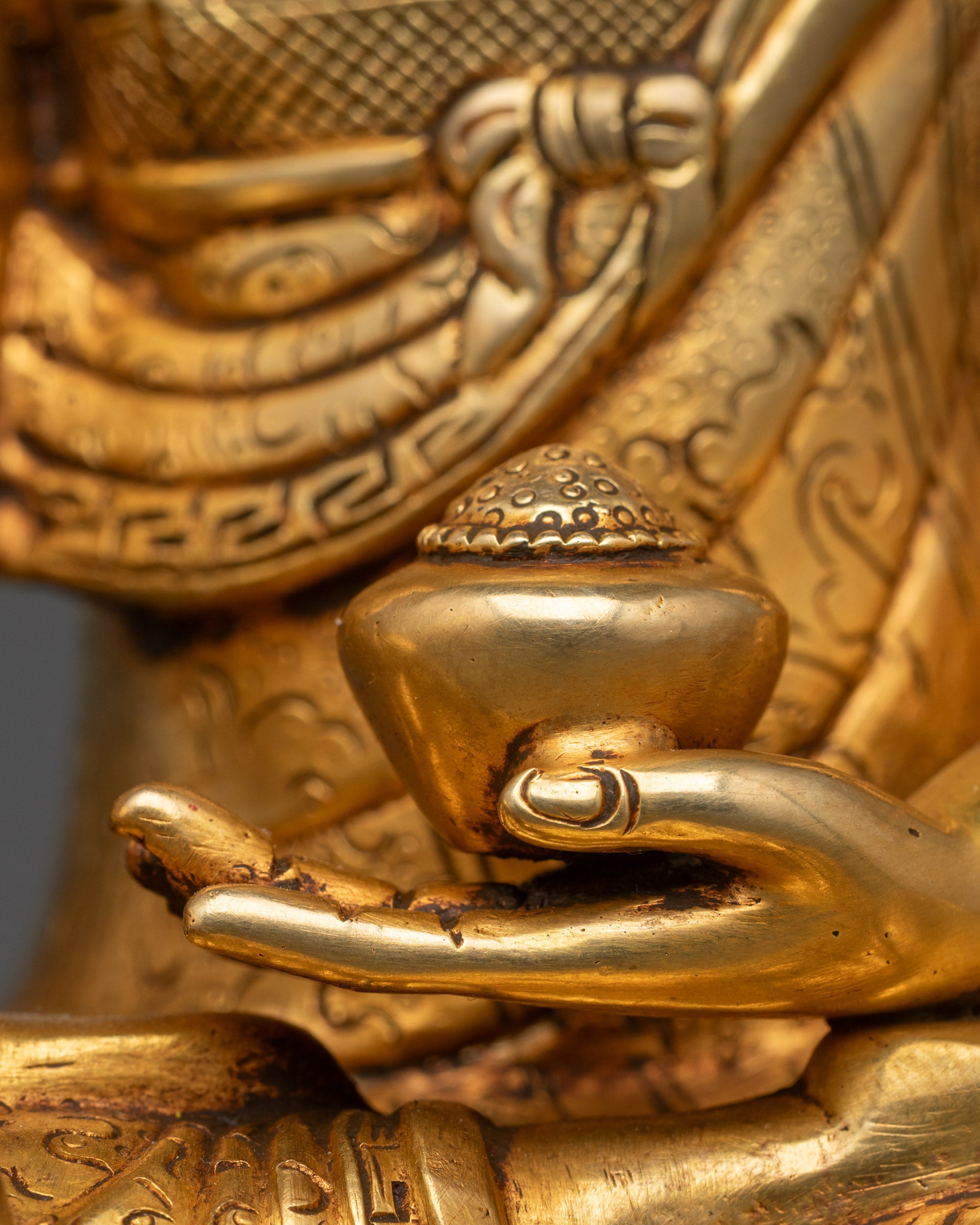 Exquisite Shakyamuni Buddha Statue | Handcrafted Himalayan Artwork