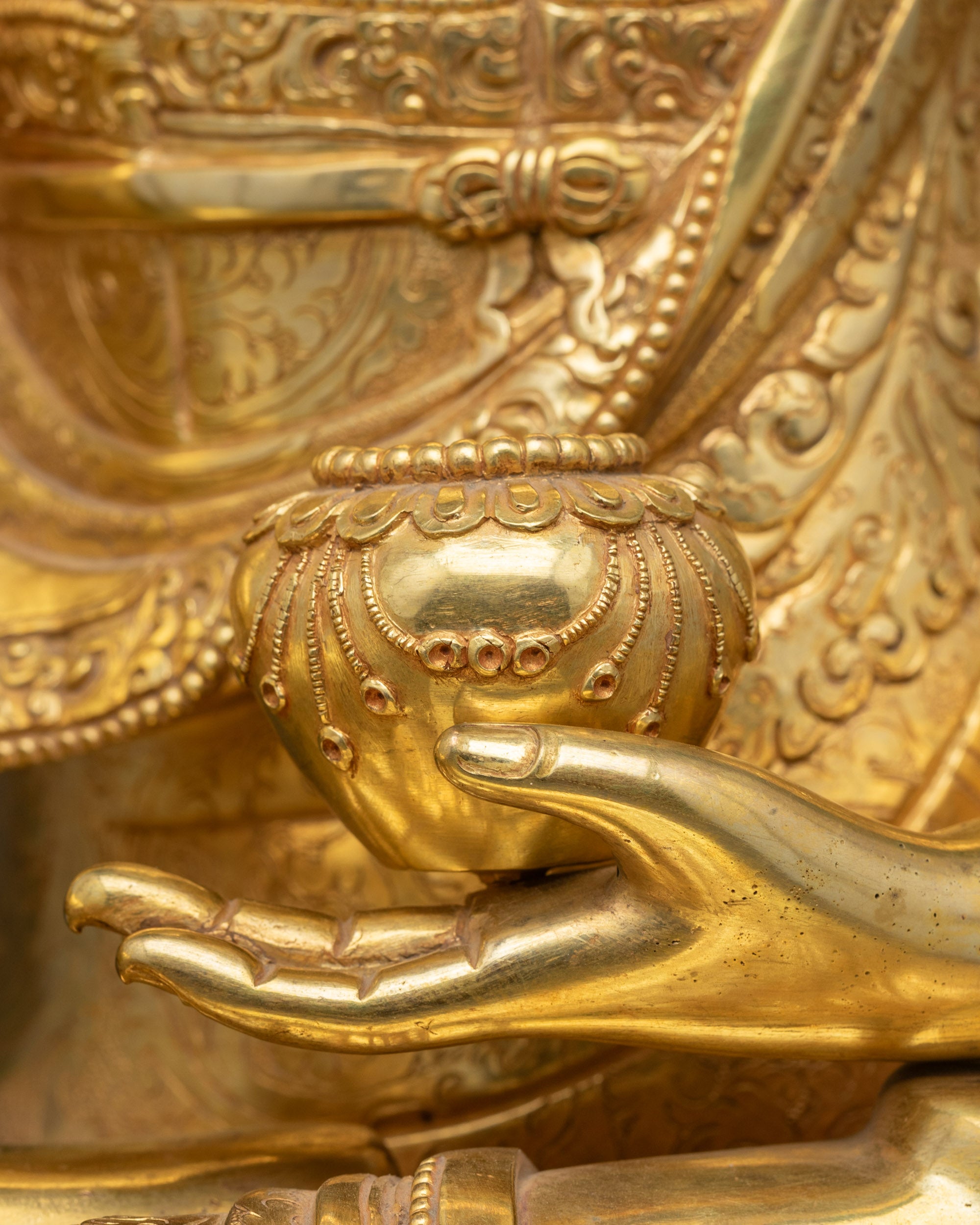 Shakyamuni Buddha Figurine | 24K Gold Fire-Gilded Premium Sculpture