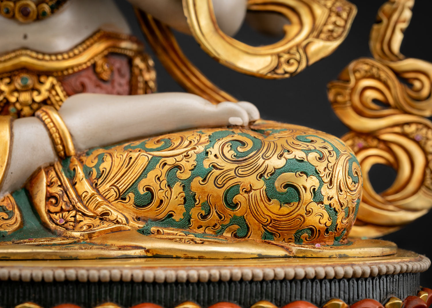 Chenrezig Statue | Museum-Quality Tibetan Buddhist Artwork