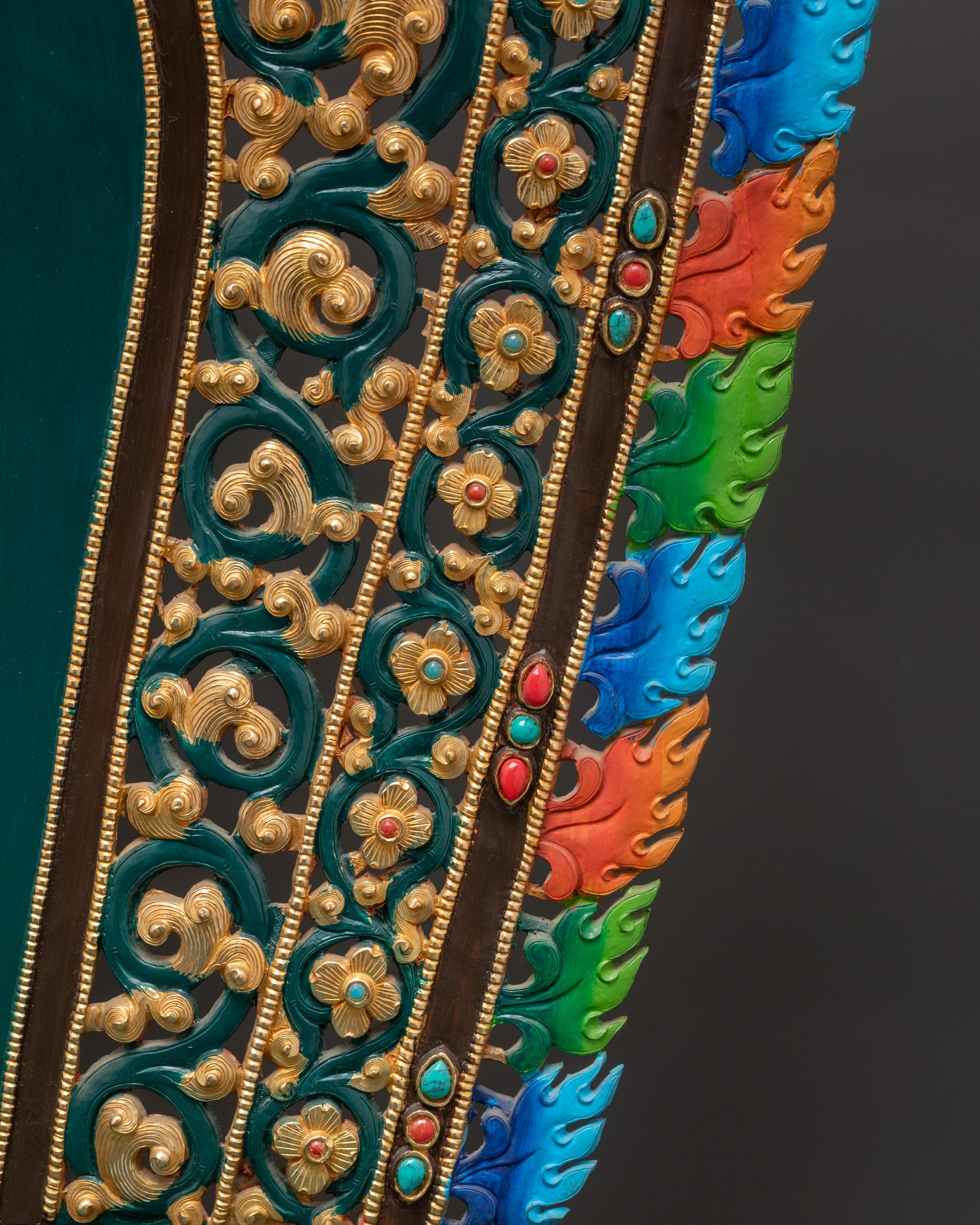 Guru Rinpoche Statue