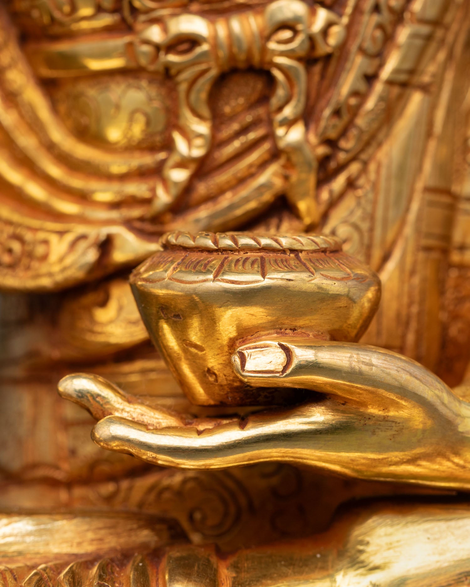 Buddha Shakyamuni Statue – Perfect for Meditation Rooms