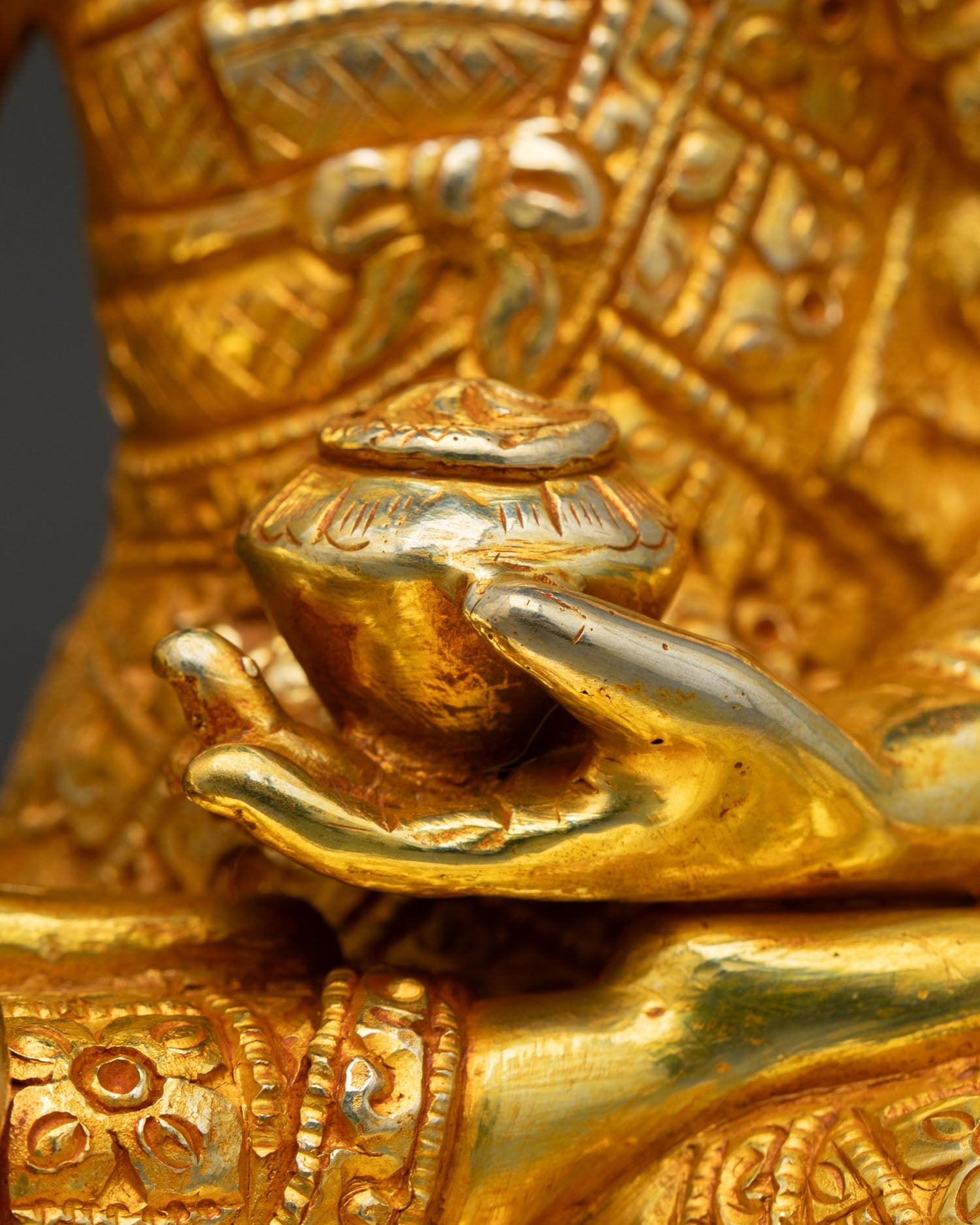 Shakyamuni Buddha Statue