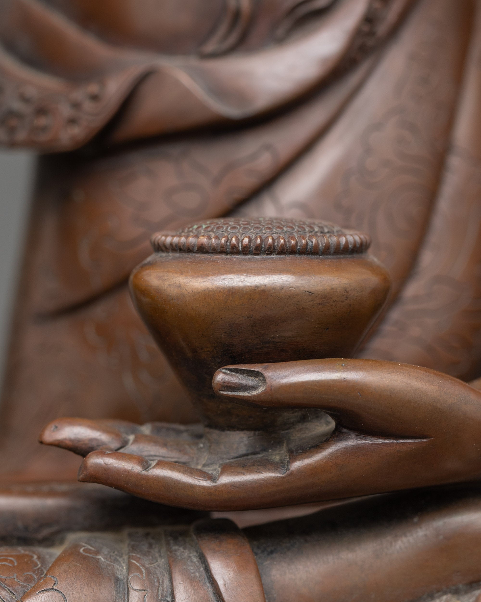 Shakyamuni Crowned Buddha Figurine | Authentic Copper Artwork