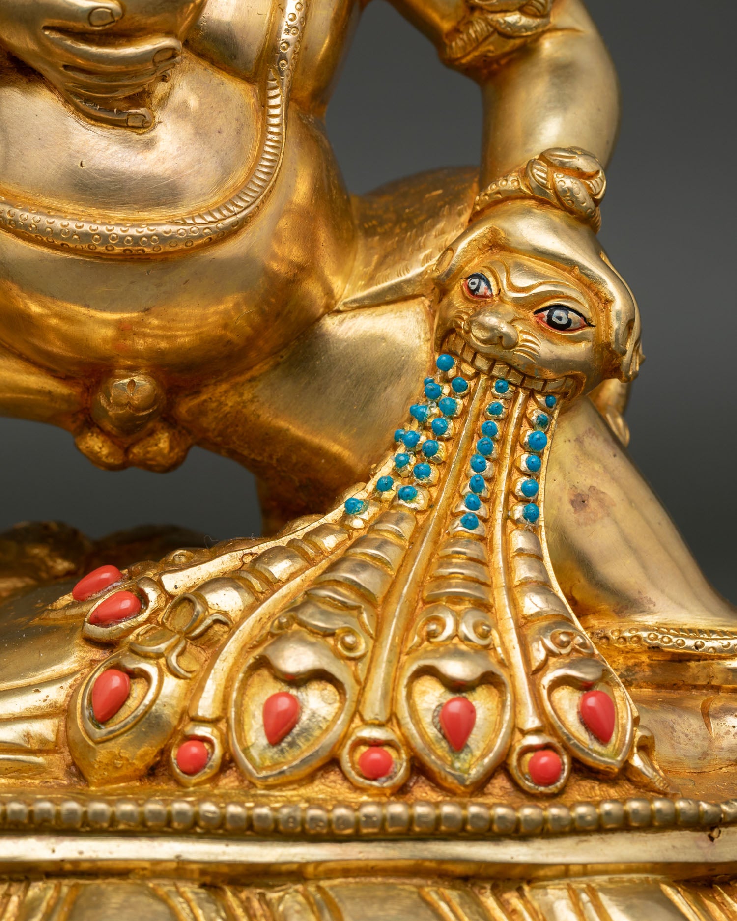 Dzambhala Statue