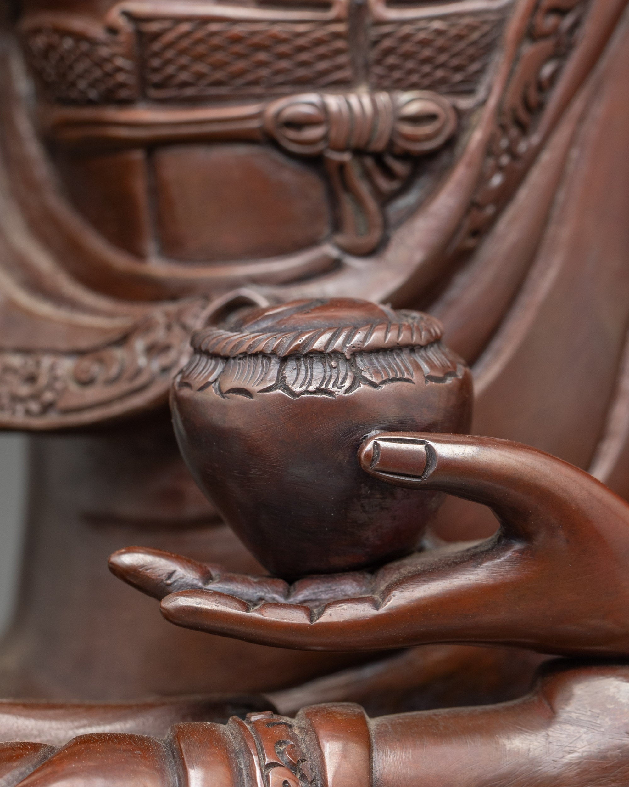 Divine Gautama Shakyamuni Buddha Sculpture for Spiritual Practice