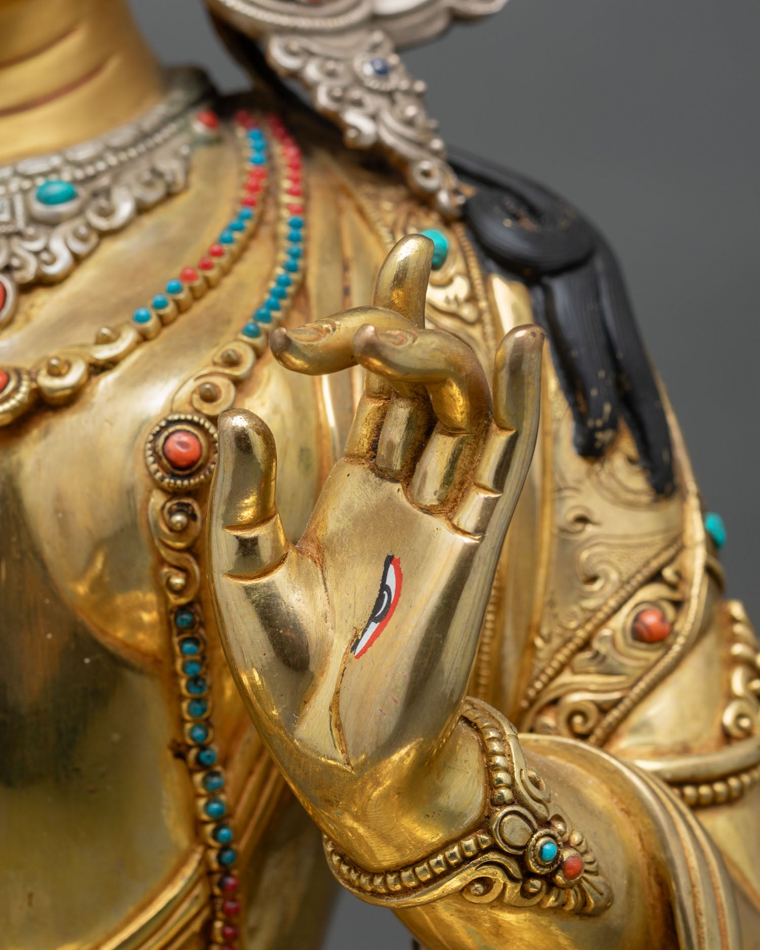 Dukar Statue | The Radiant White Umbrella Goddess