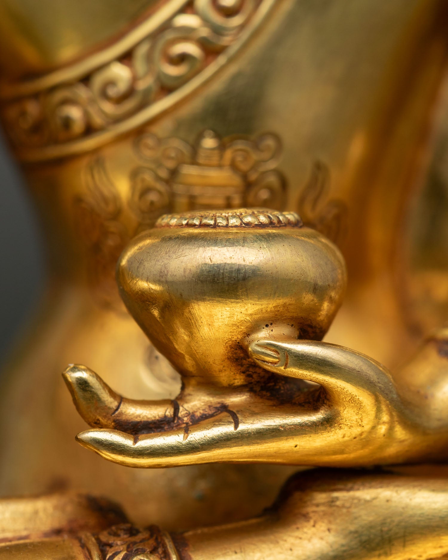 Buddha Shakyamuni Statue