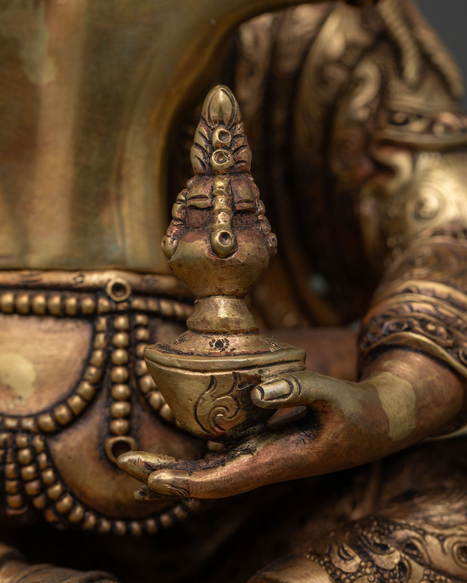 Guru Rinpoche With Consert Statue
