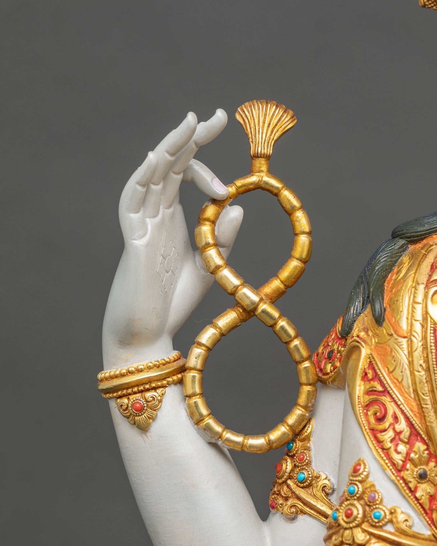 Chenrezig Avalokiteshvara Statue – Handmade in Nepal