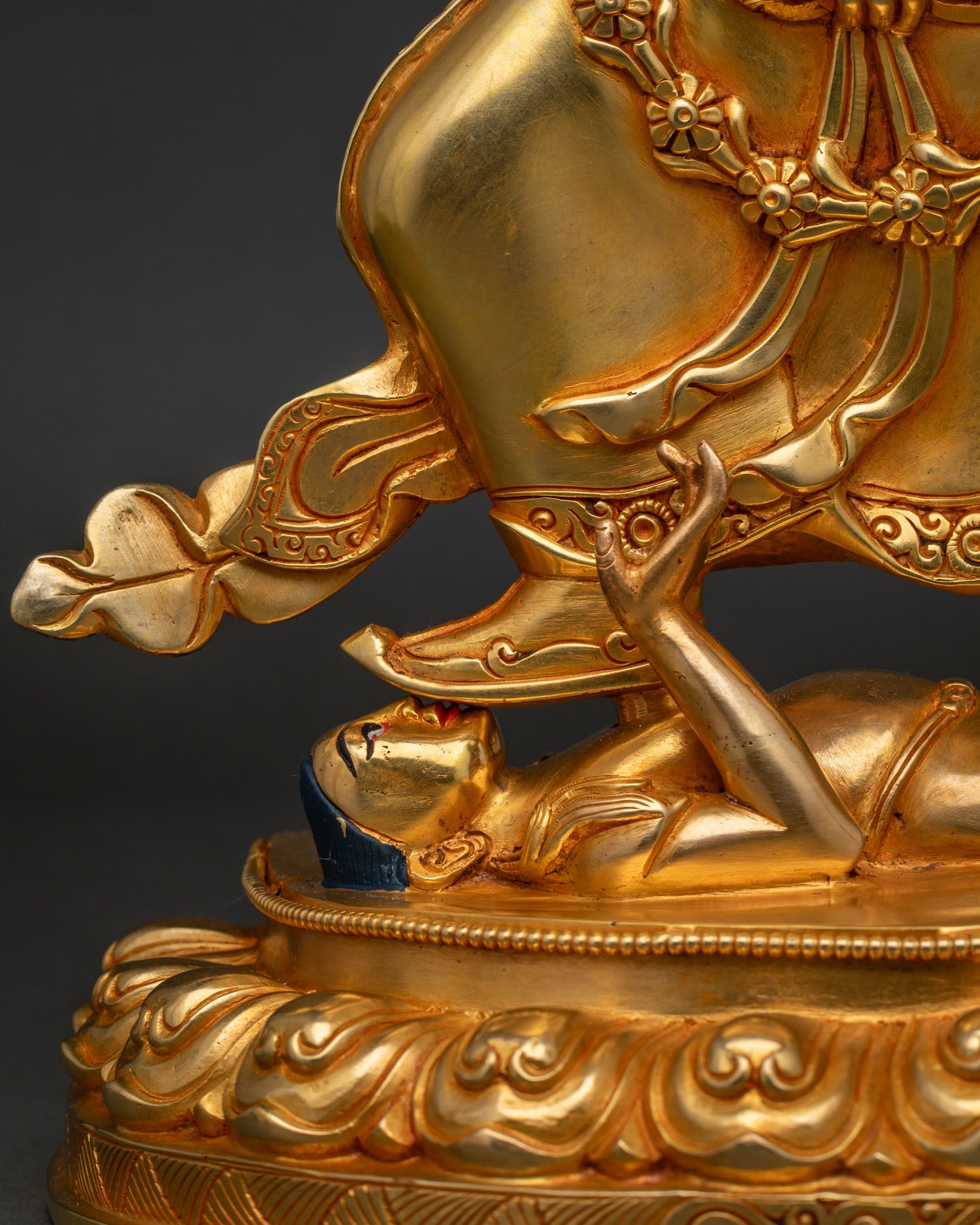 Exclusive Achi Chokyi Drolma Statue – Drikung Kagyu Protector