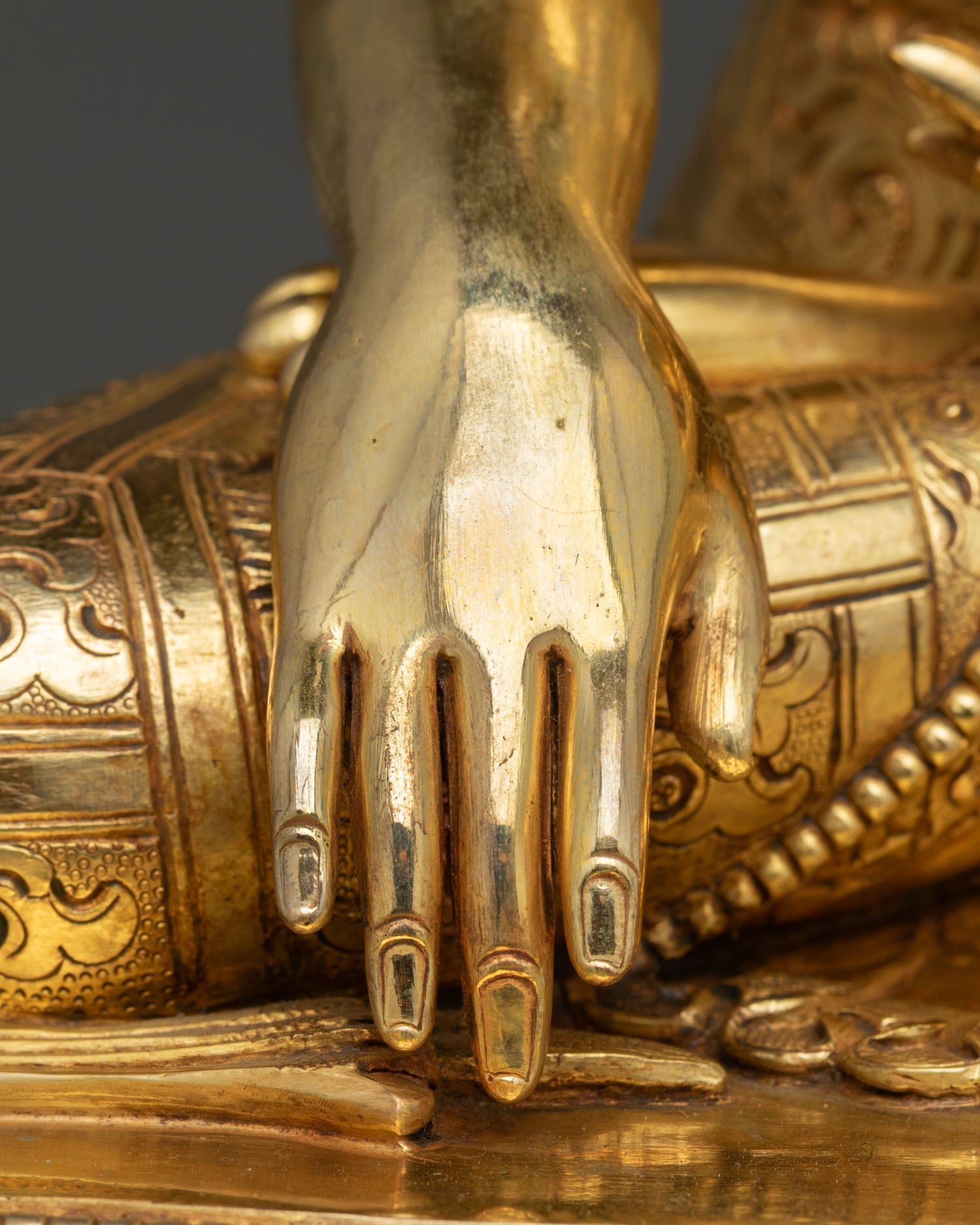 Shakyamuni Buddha Statue