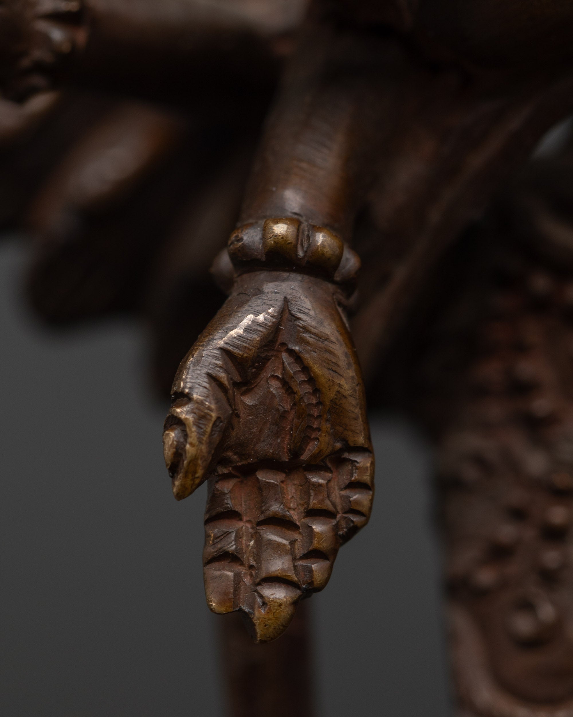 Thousand-Armed Chenrezig Bodhisattva Statue | Nepalese Craftsmanship