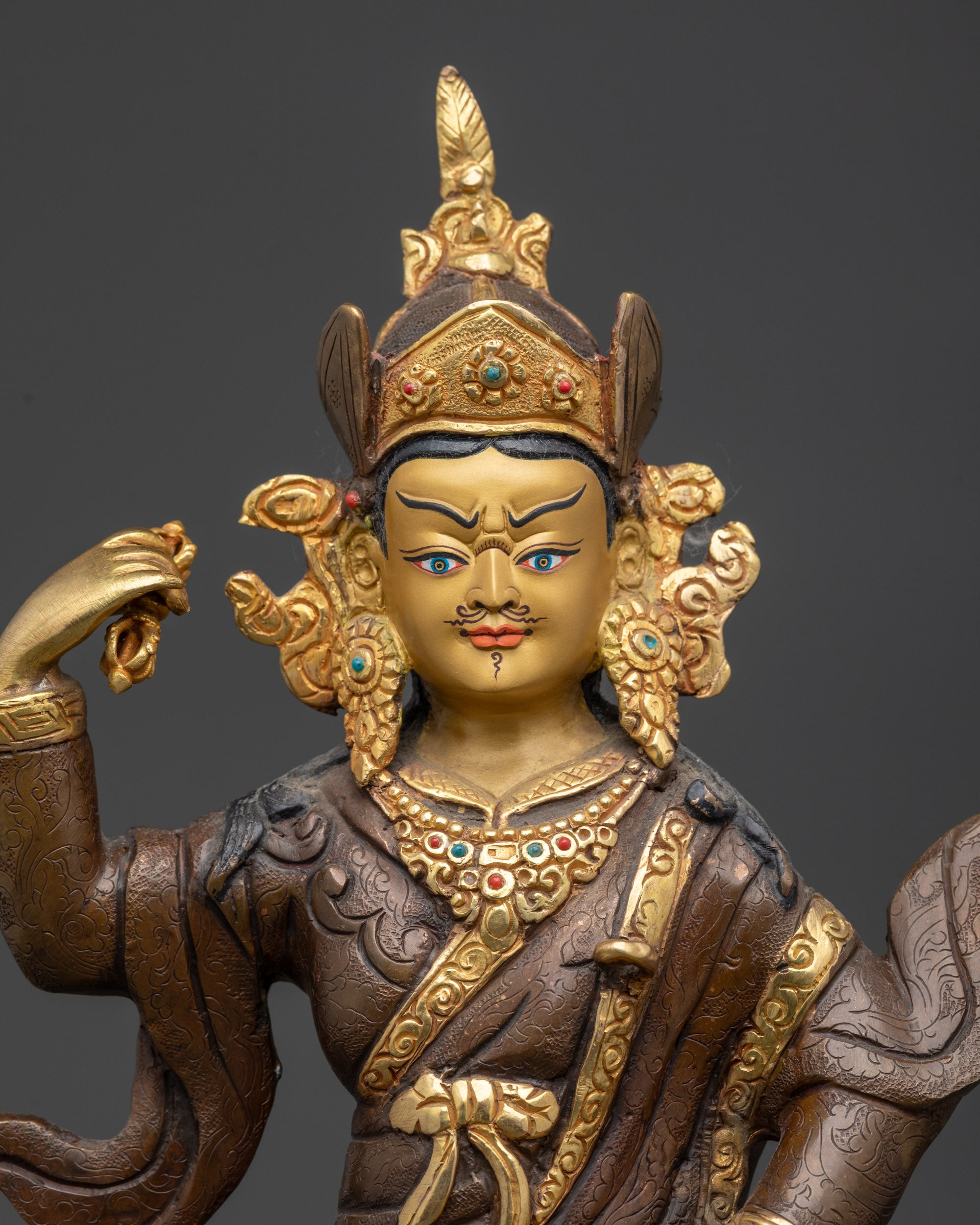 Guru Rinpoche Statue