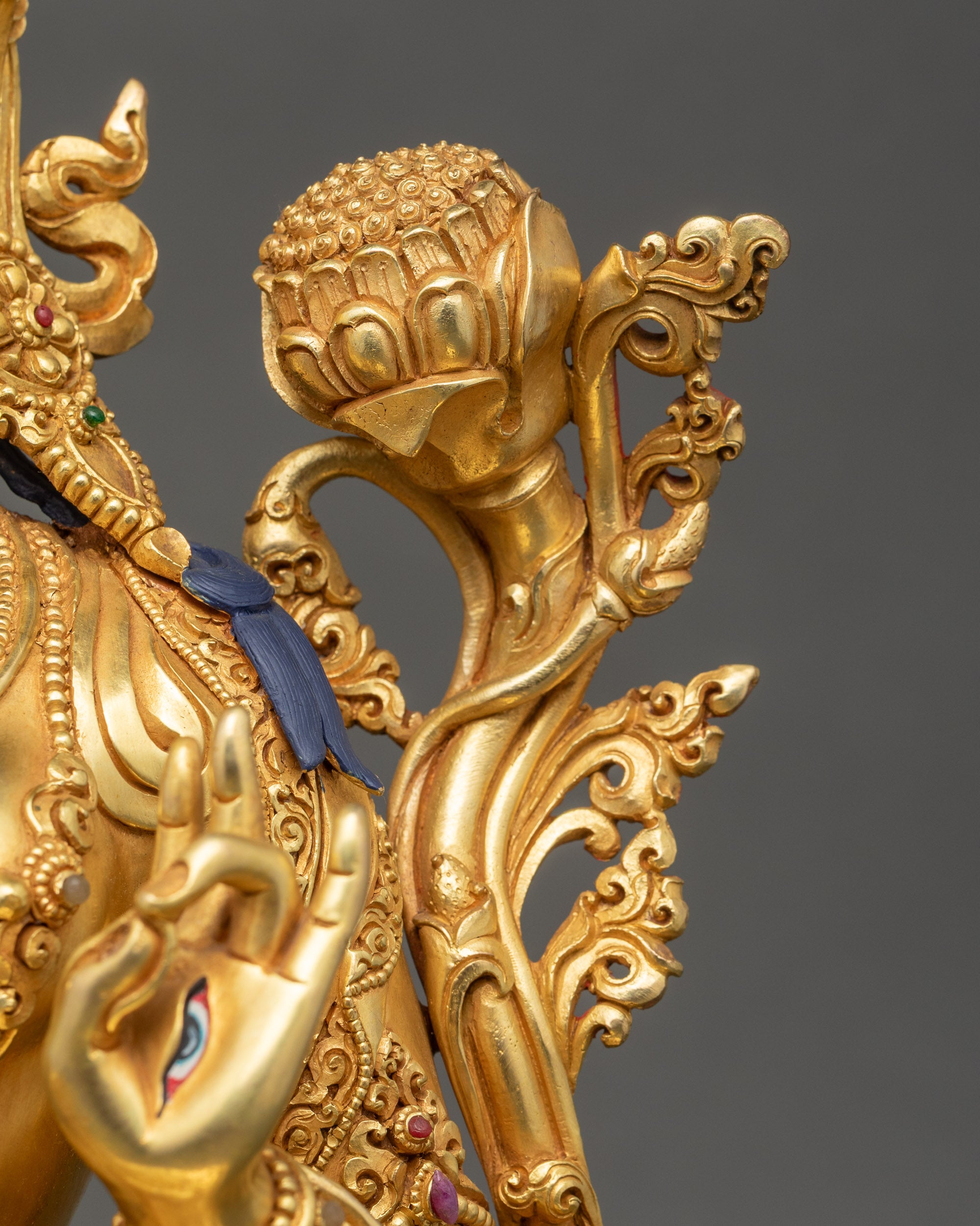 Pure Liberator White Tara Statue | Healing Energy & Mindfulness Gift