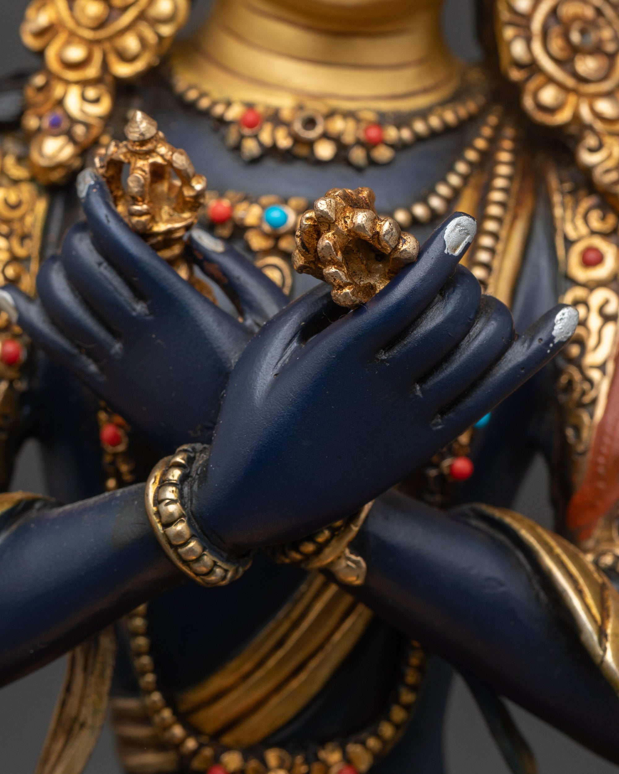 Traditional Vajradhara Sculpture for Spiritual Clarity