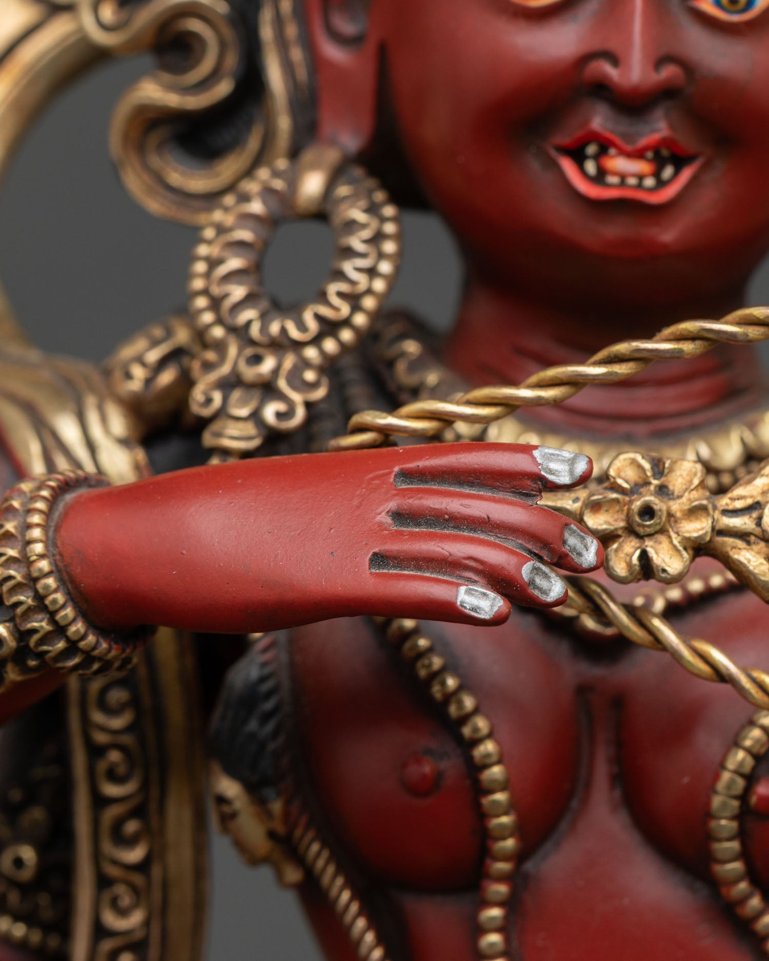 Kurukulla Statue | Powerful Vajrayana Dakini Art