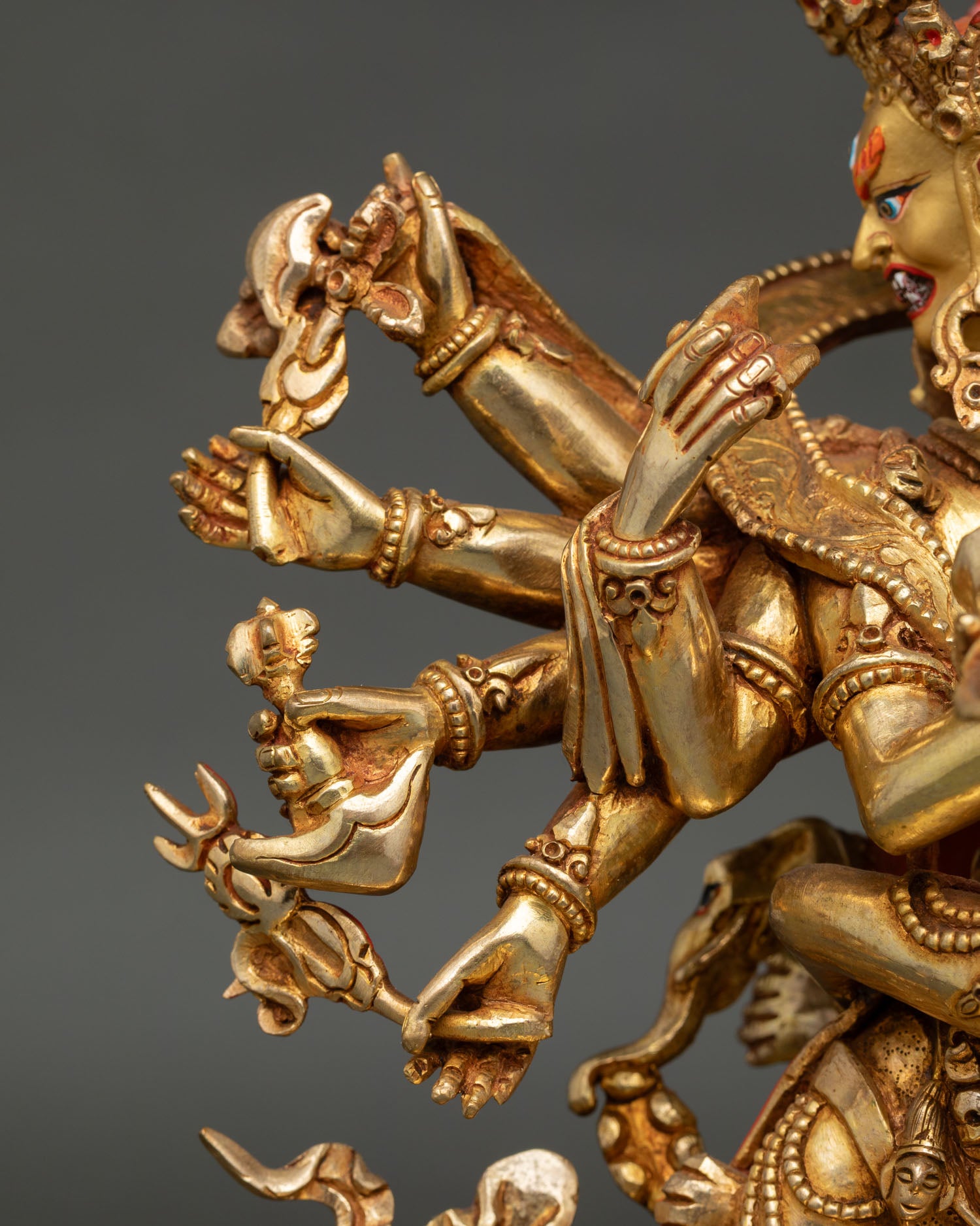 Kalachakra Statue – Symbol of Time & Enlightenment