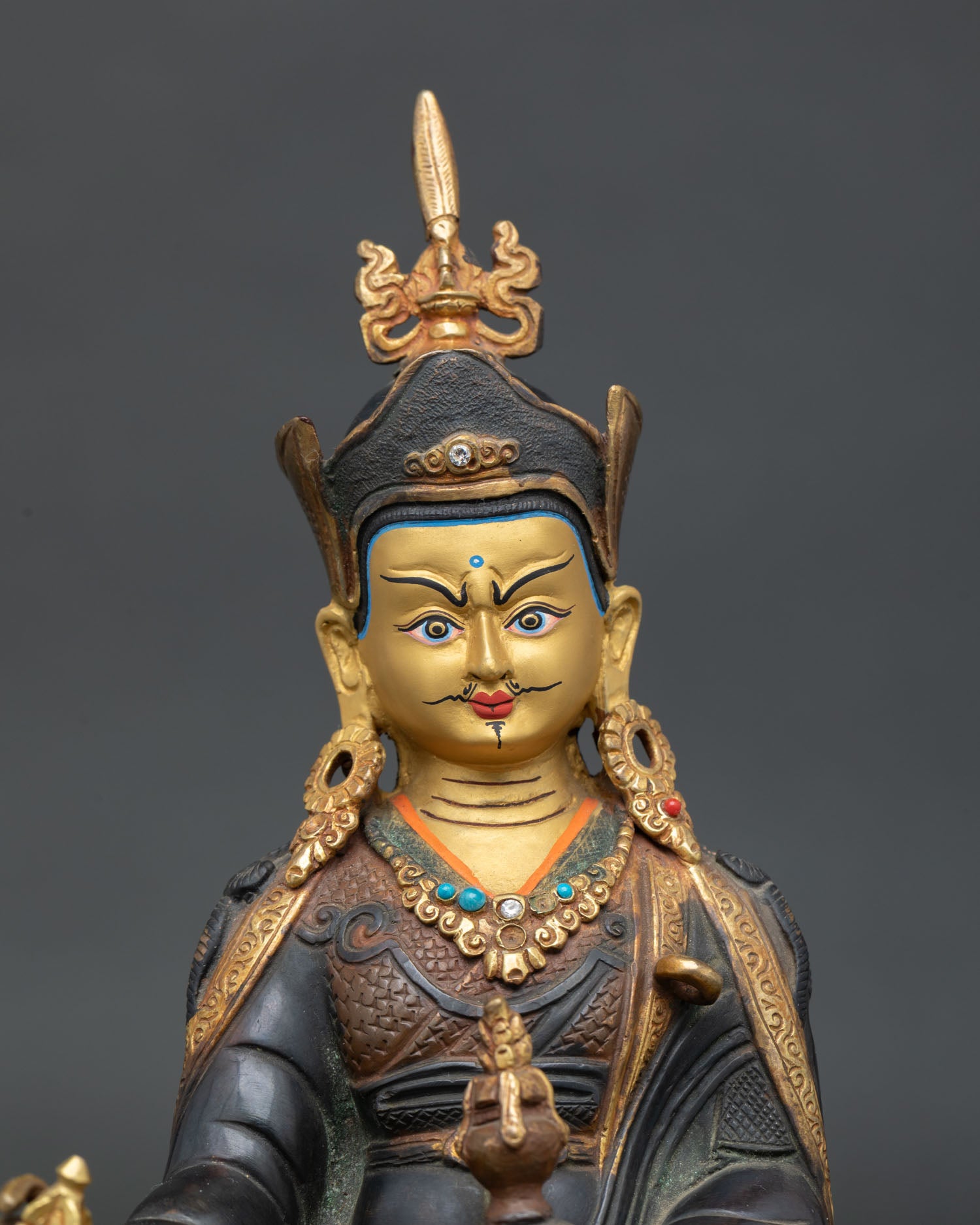 Guru Rinpoche Statue