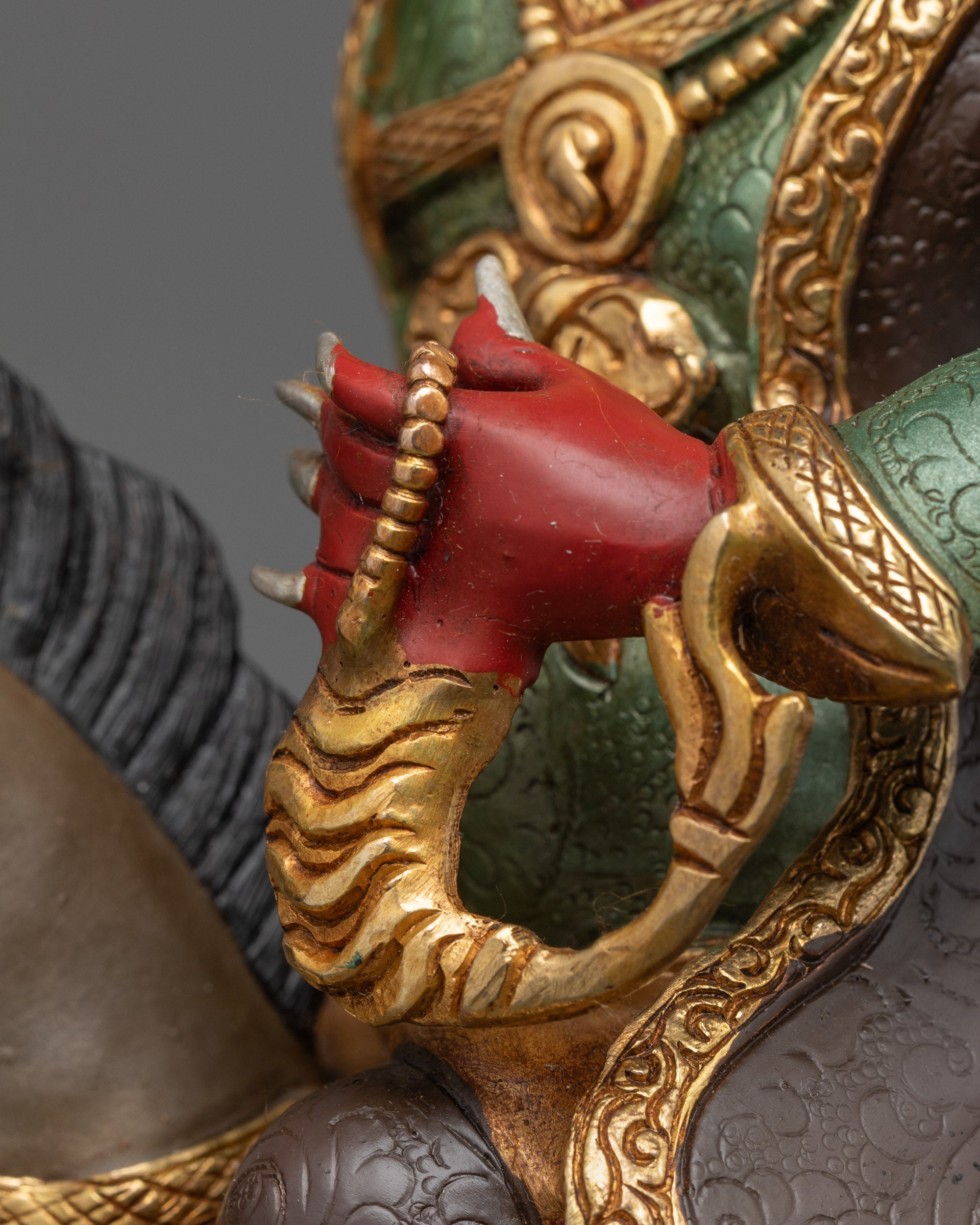 Damchen Garwa Nagpo Statue | Himalayan Wrathful Protector Deity