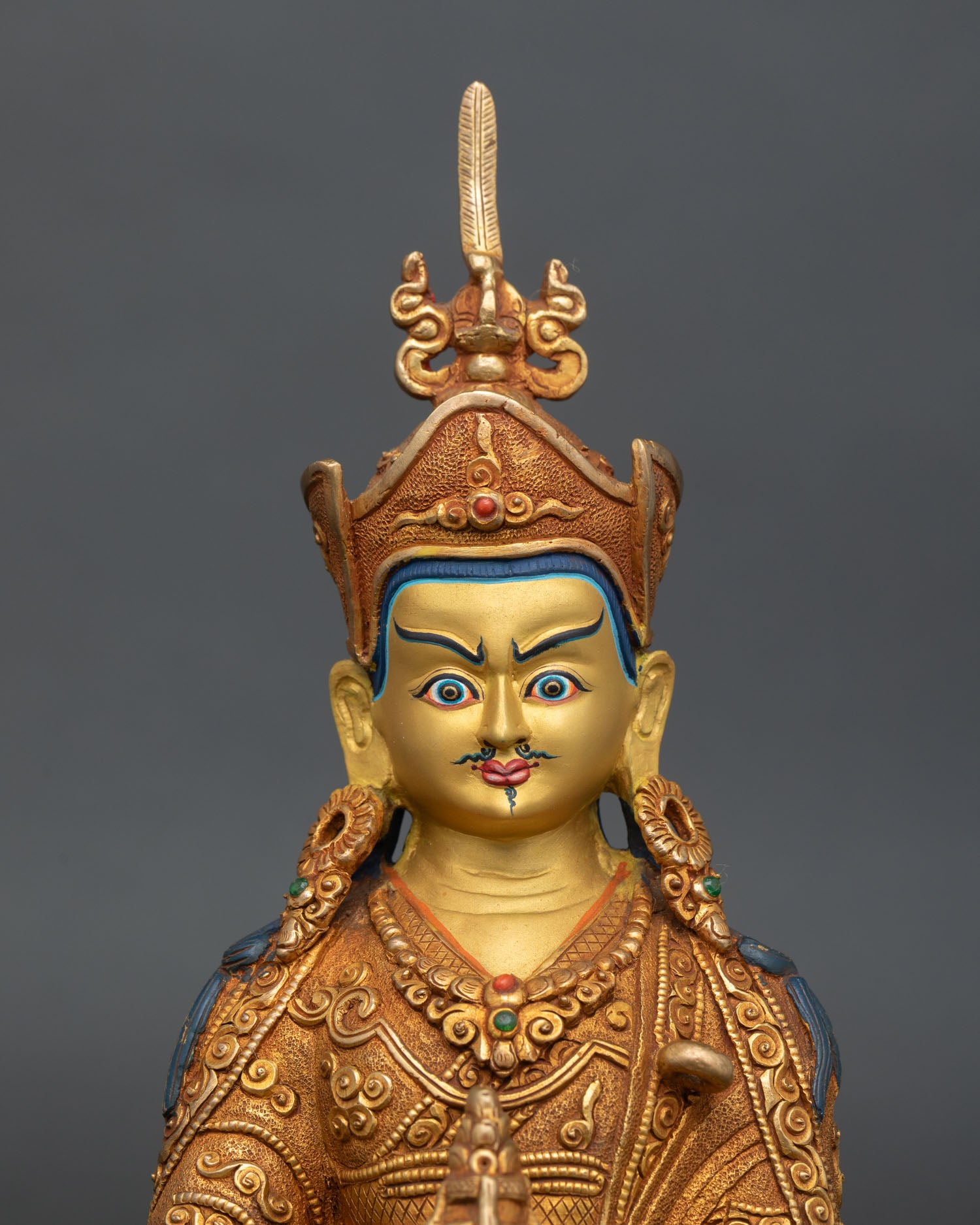 Guru Rinpoche Statue