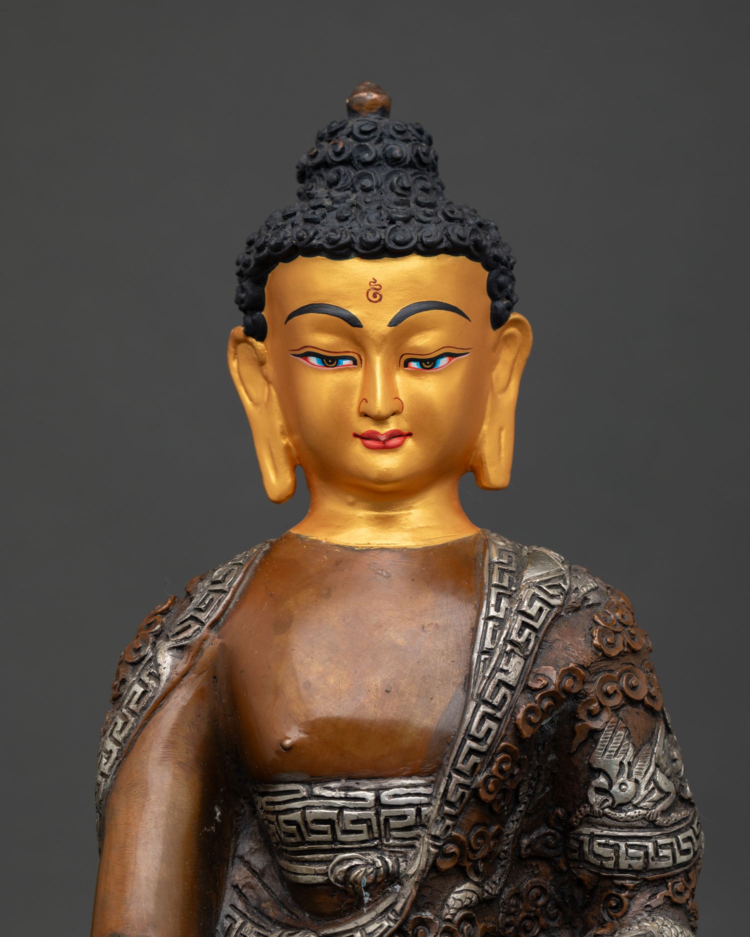 Buddha Shakyamuni Statue