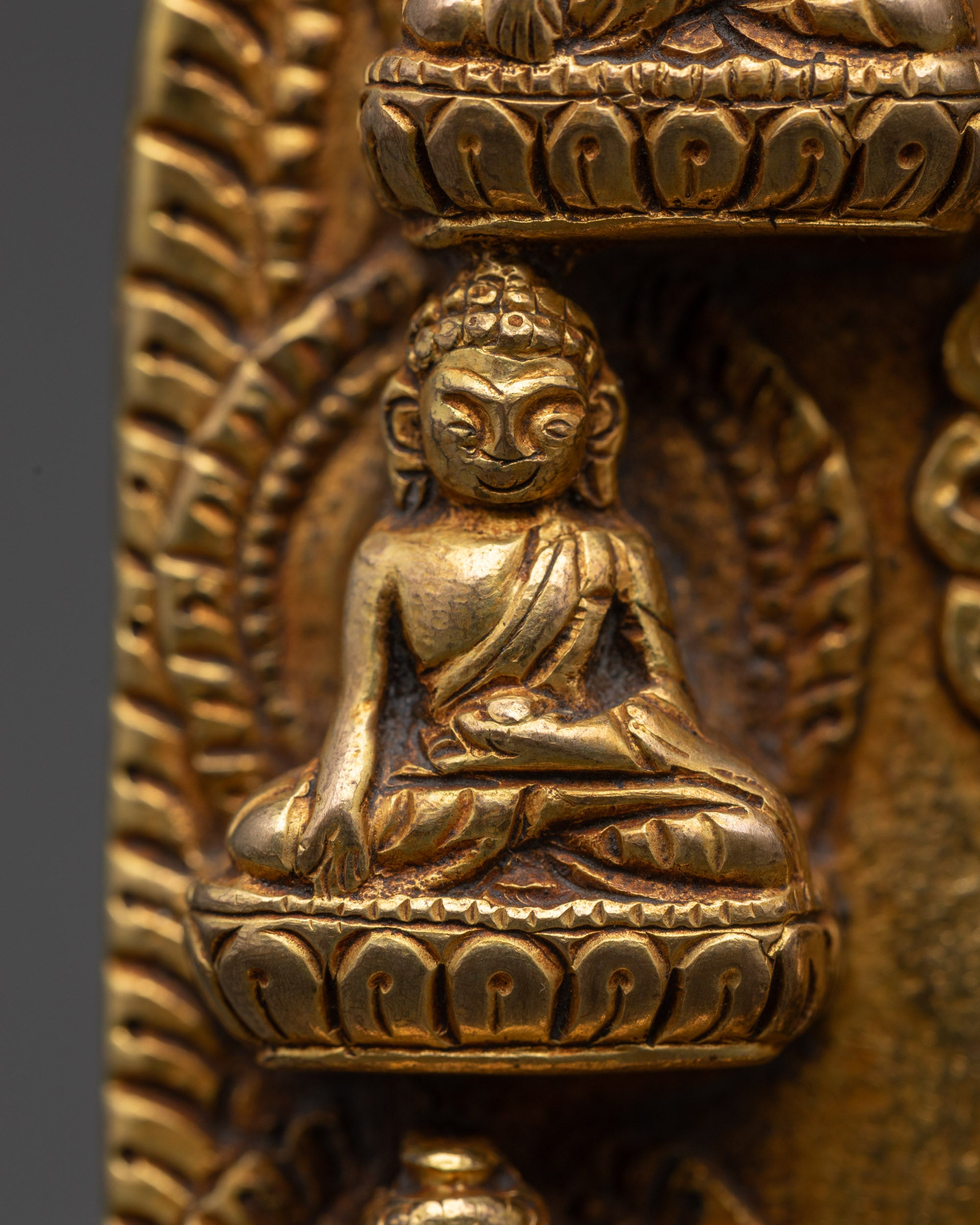 Seated Shakyamuni Buddha – Copper Altar and Meditation Statue