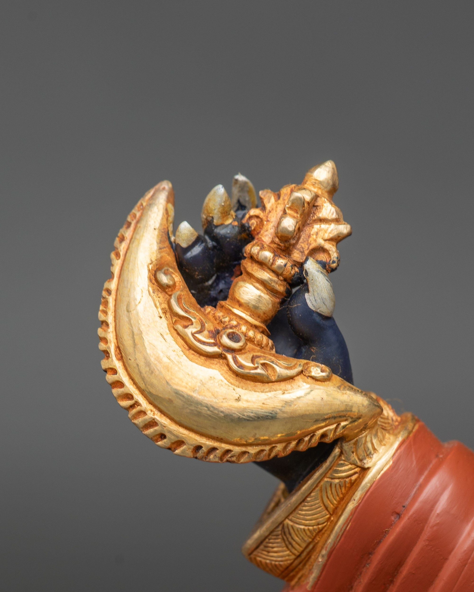 Mahakala Bernagchen – Artisan Crafted Nepalese Protector Deity Statue