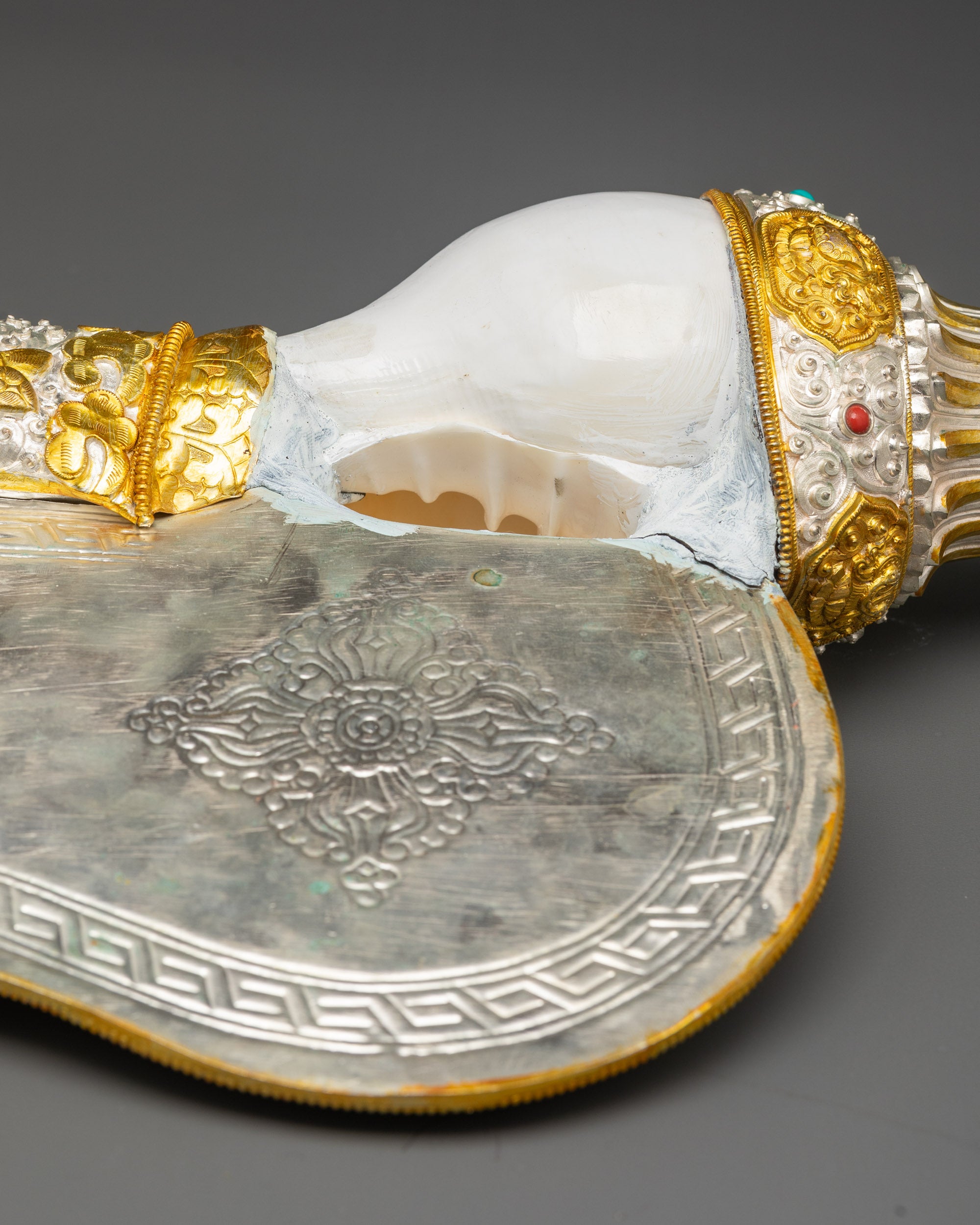 Tibetan Conch Shell – Symbol of Purification and Protection