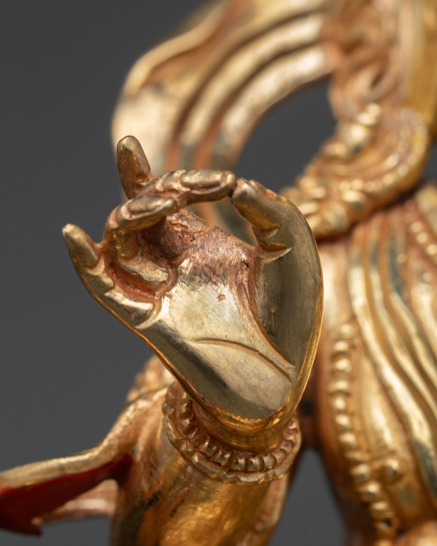 Nmotoshe Statue