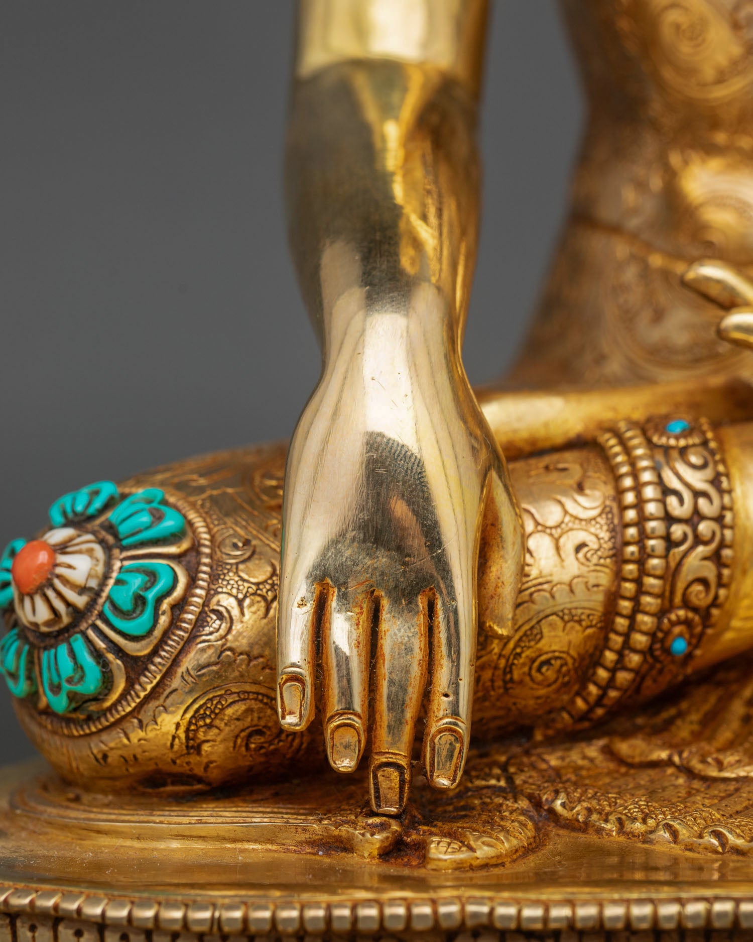 Buddha Shakyamuni | Nepalese Sacred Copper and Gold Statue