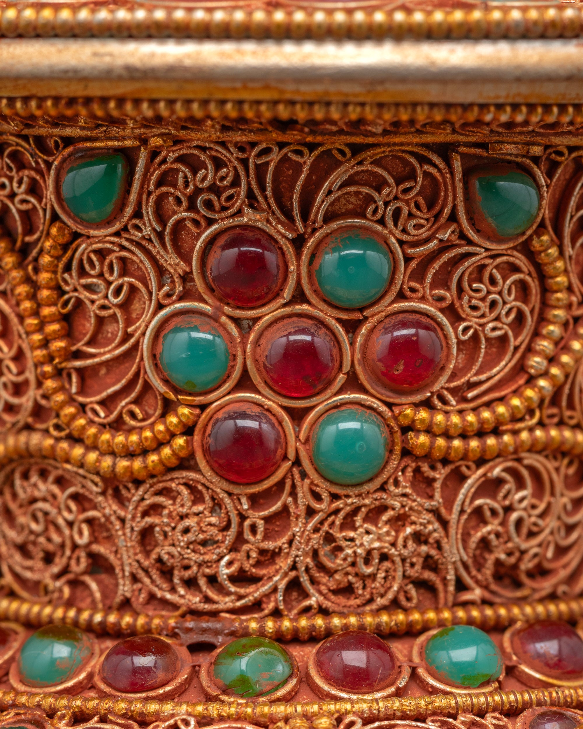 Treasure Vase