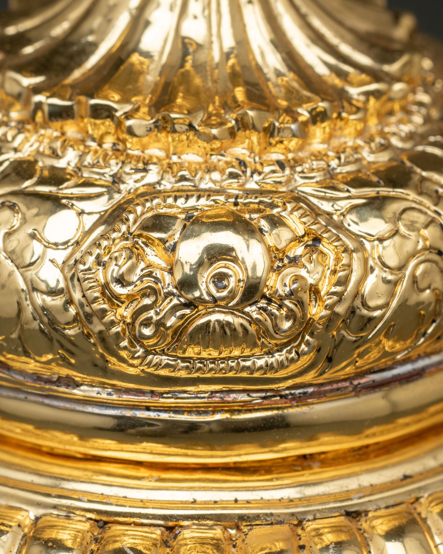 Neshi Rice Pot for Ritual Offerings | Traditional Copper Pot