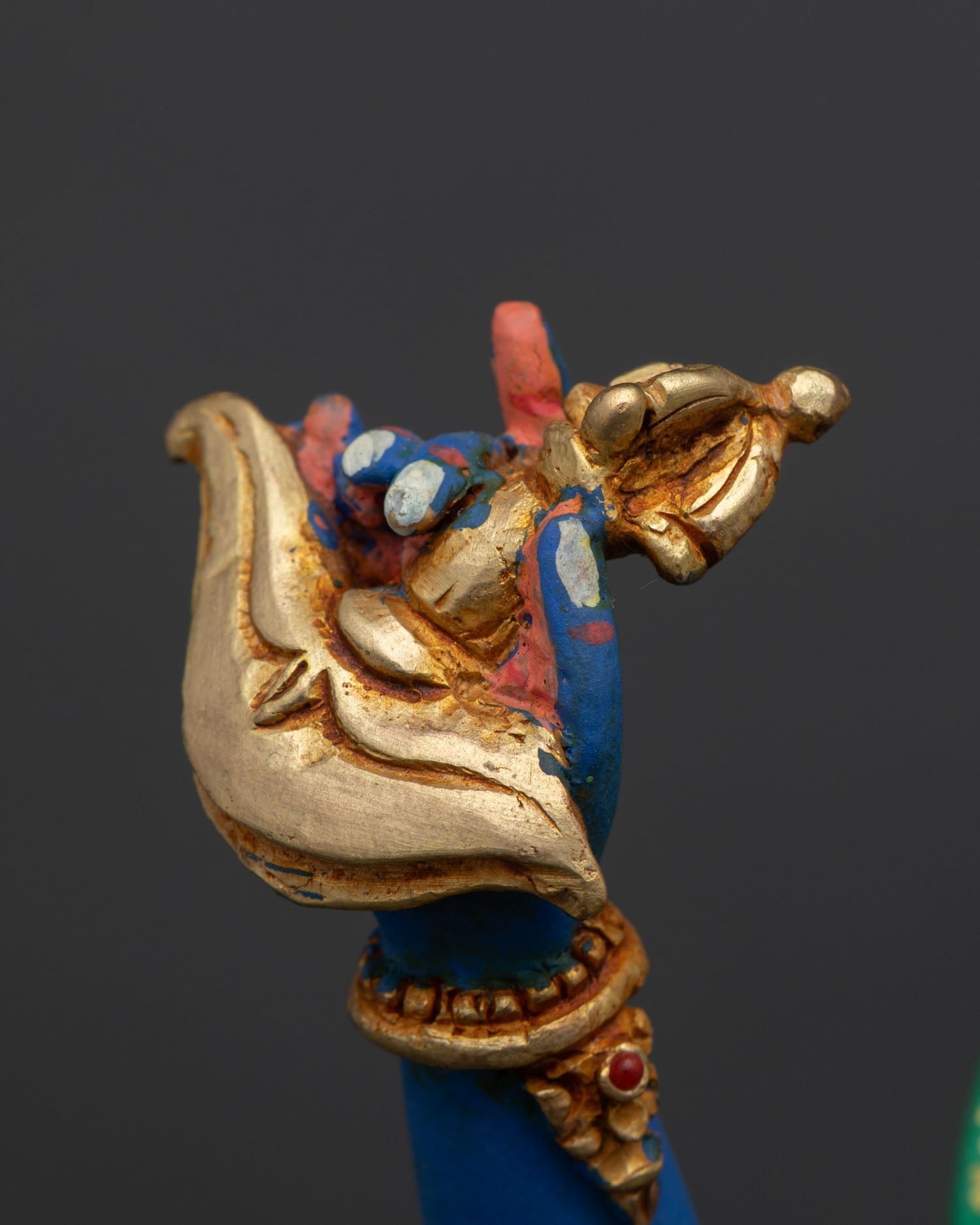 Wrathful Dakini Simhamukha Statue | Nepali Art & Craft