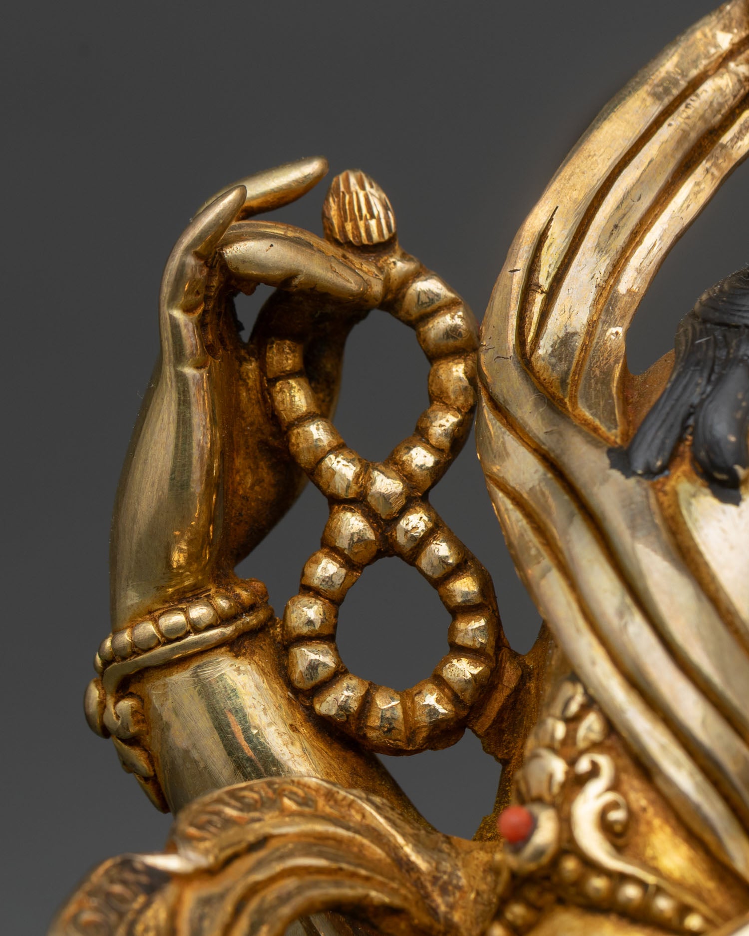 Chenrezig Statue | Traditional Nepalese Craftsmanship