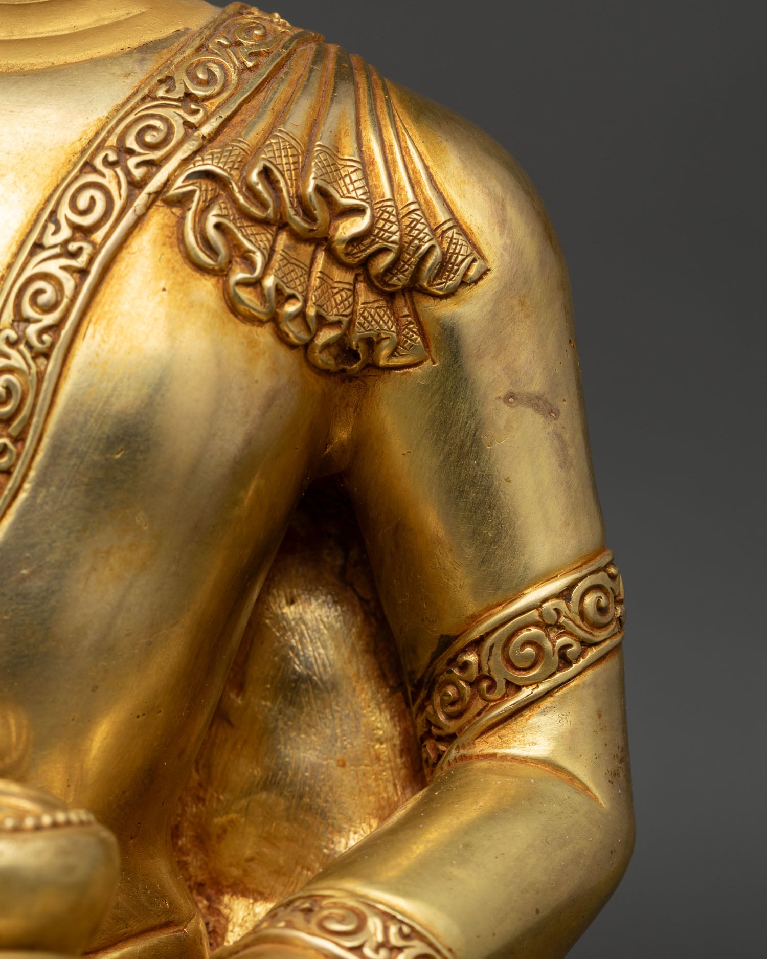 Shakyamuni Buddha | 24K Gold Gilded Copper Sculpture