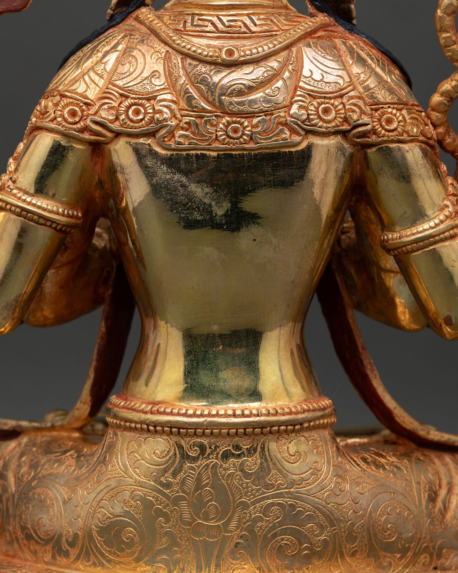 Handcrafted Chenrezig Statue | Symbol of Compassion and Mercy