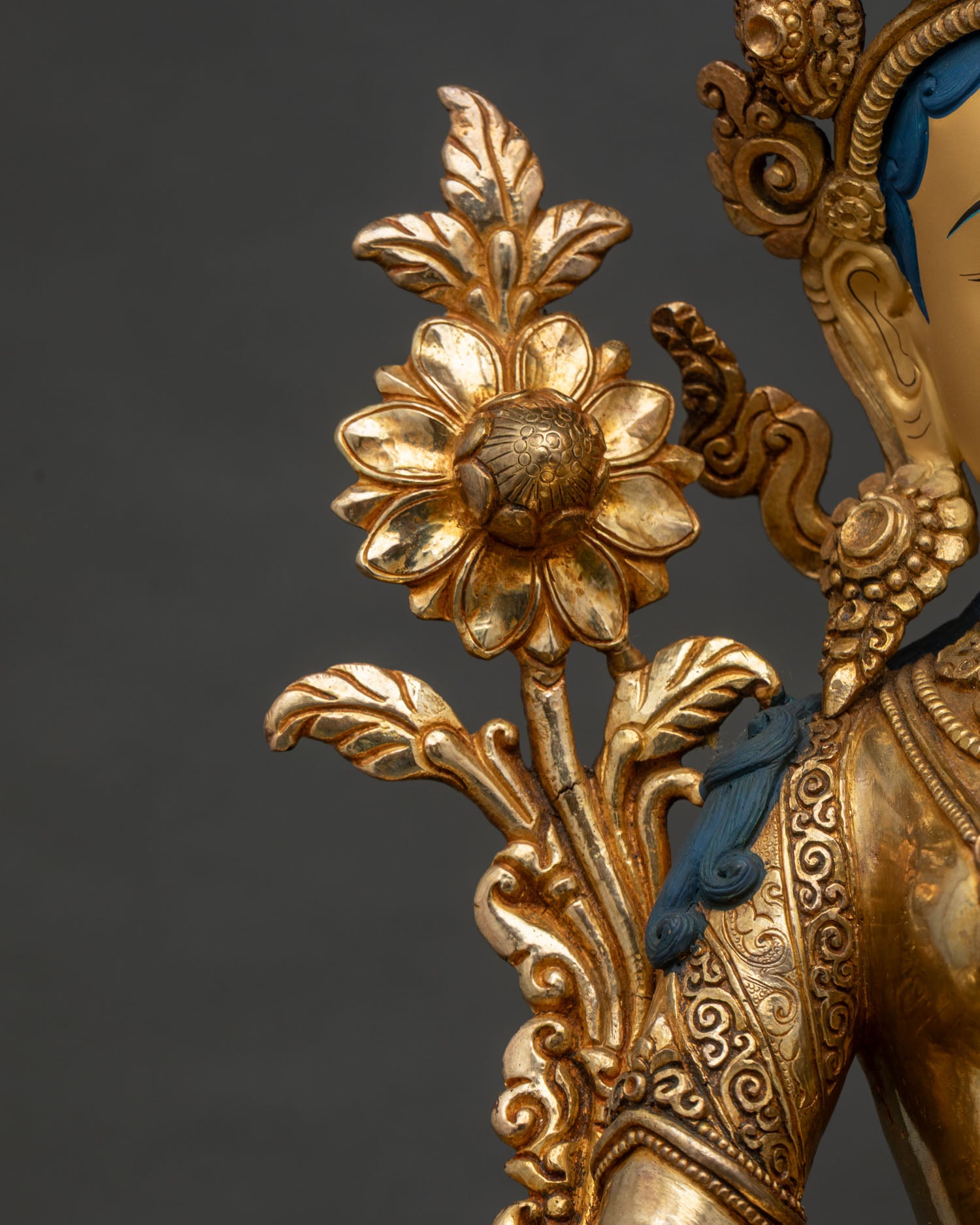 Green Tara Statue 20 Inch – Buddhist Goddess of Swift Compassion