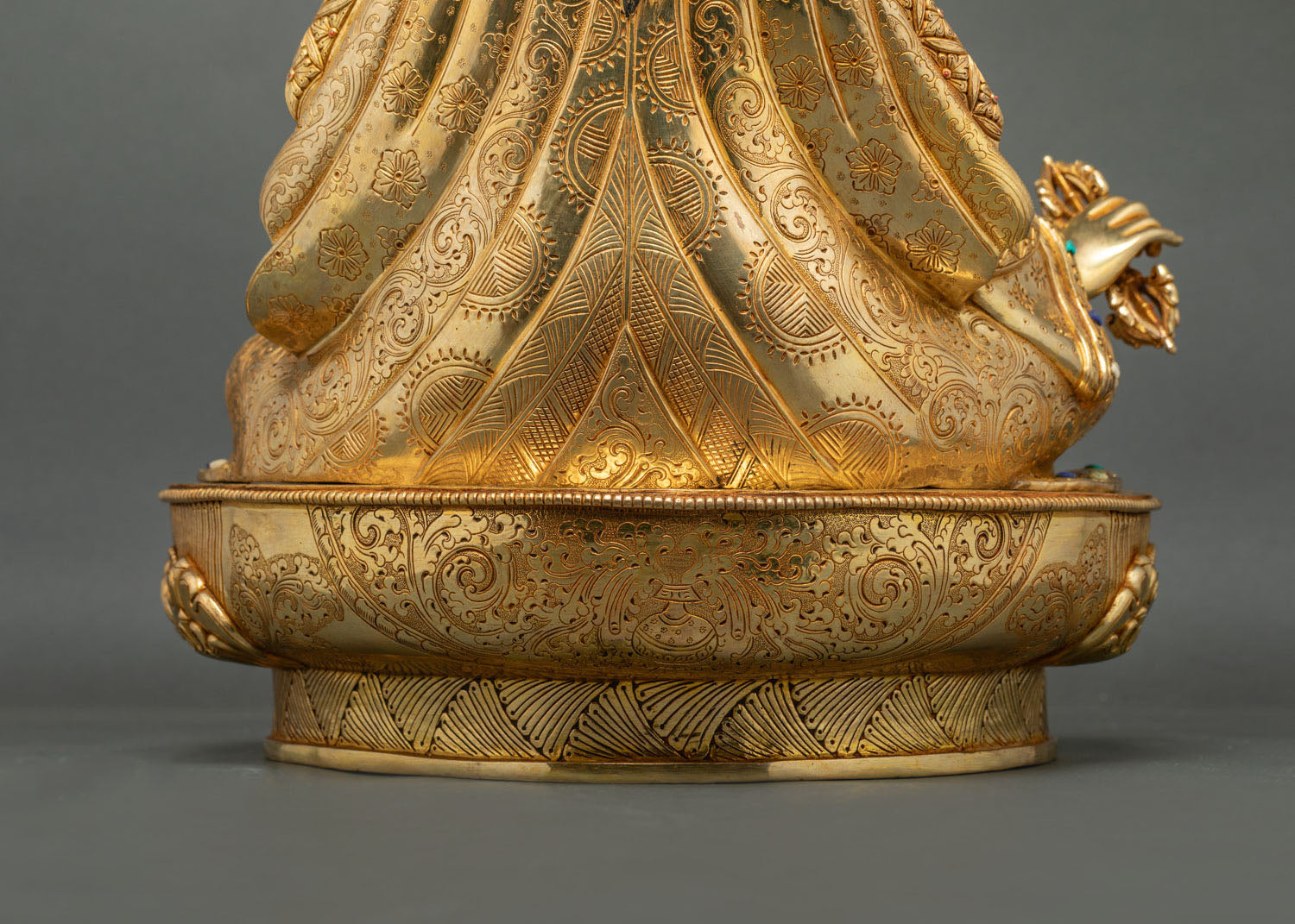 Guru Rinpoche with Two Consorts Statue – Sacred Vajrayana Art
