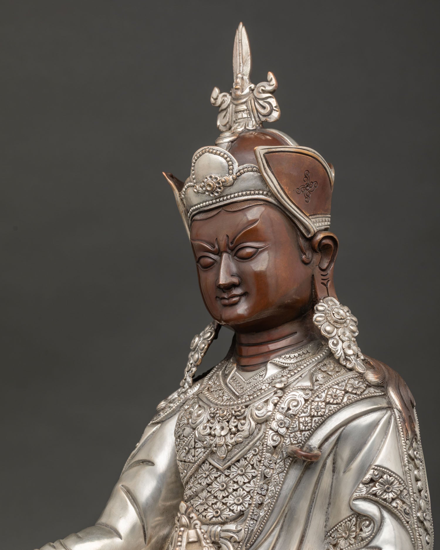 Guru Rinpoche Statue